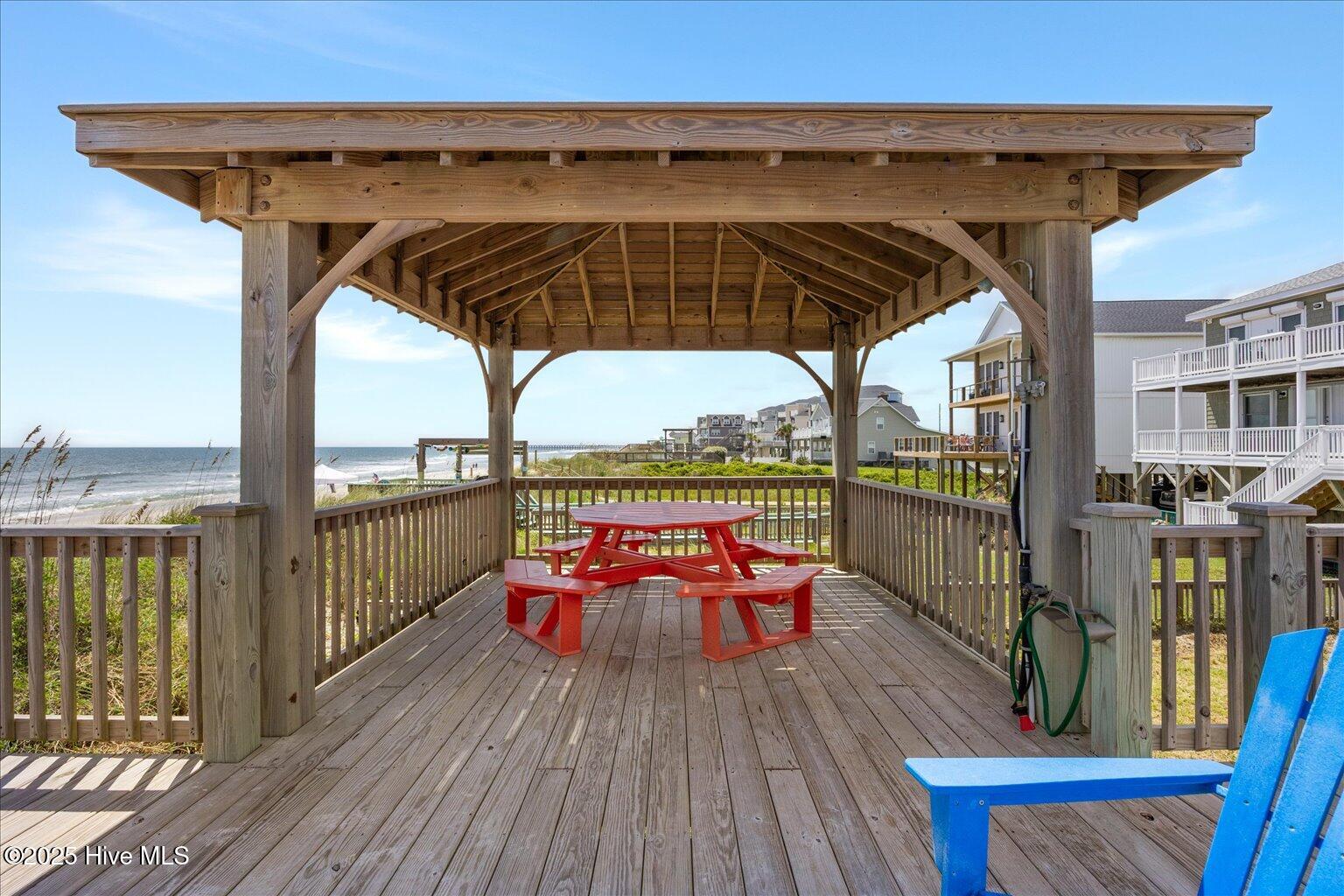 100528040 | Photo 41