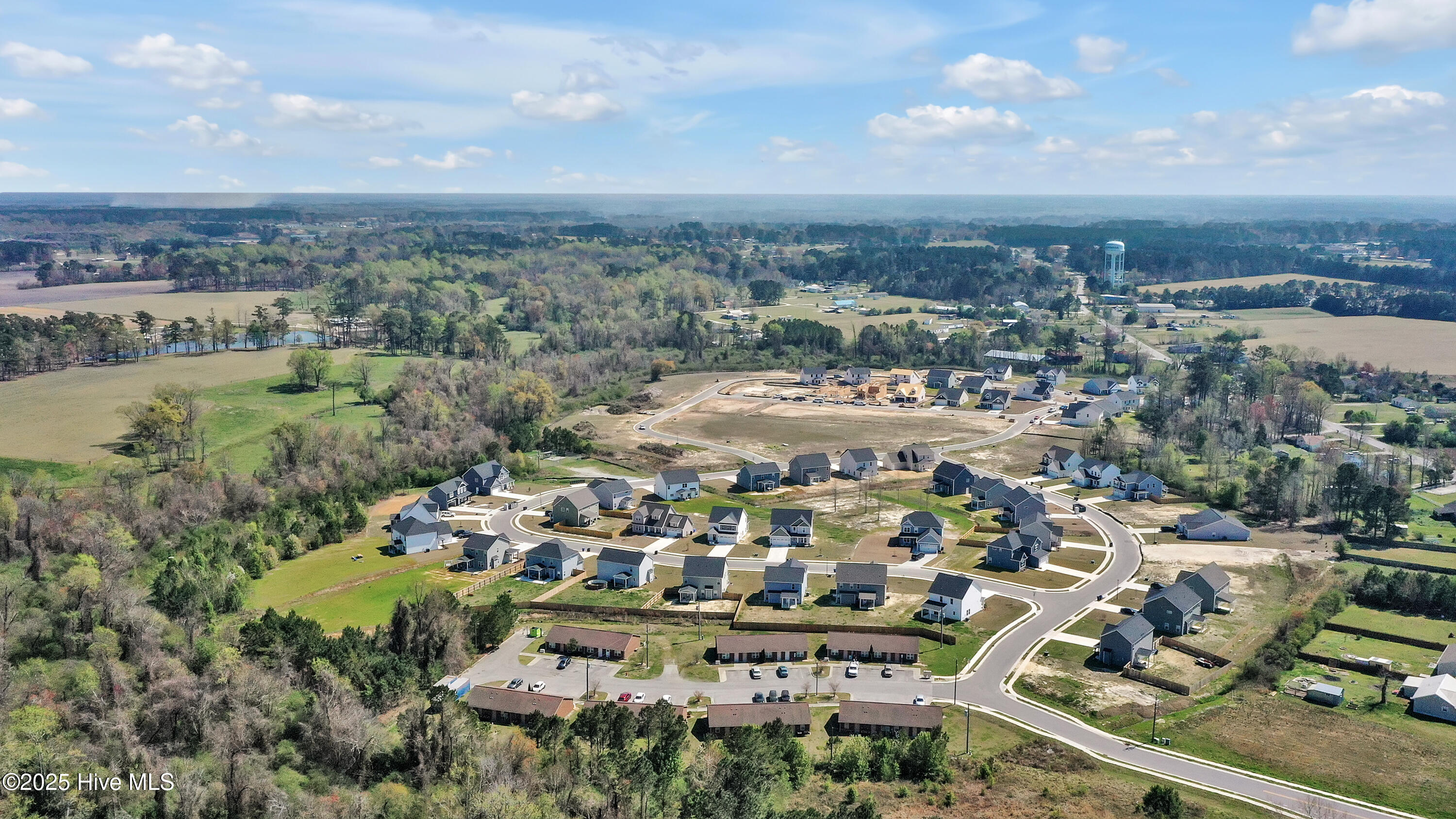 100535956 | Photo 55