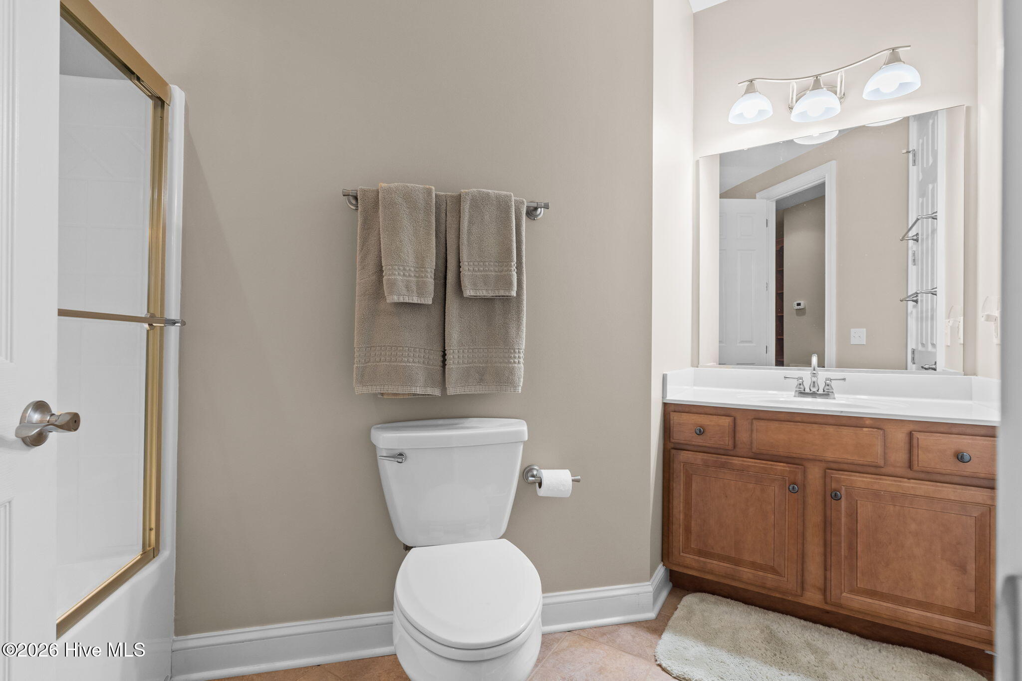 100559683 | Photo 42