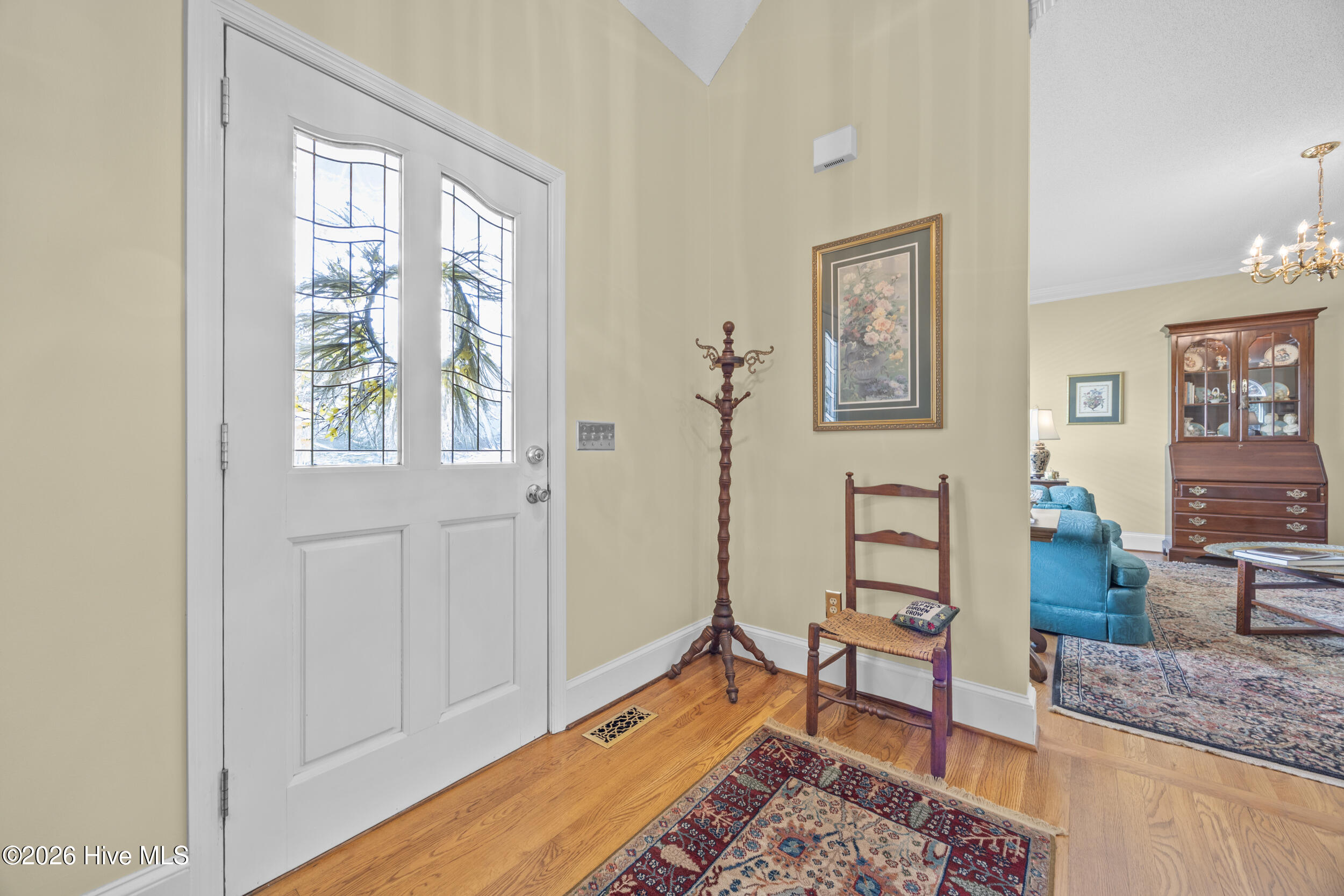 100564035 | Photo 13