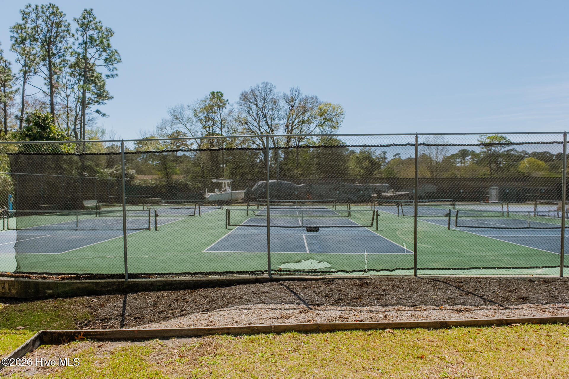 100560889 | Photo 55