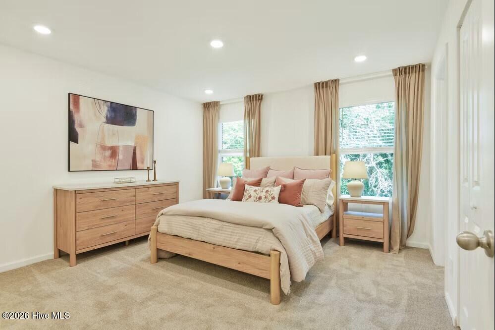 100562574 | Photo 14