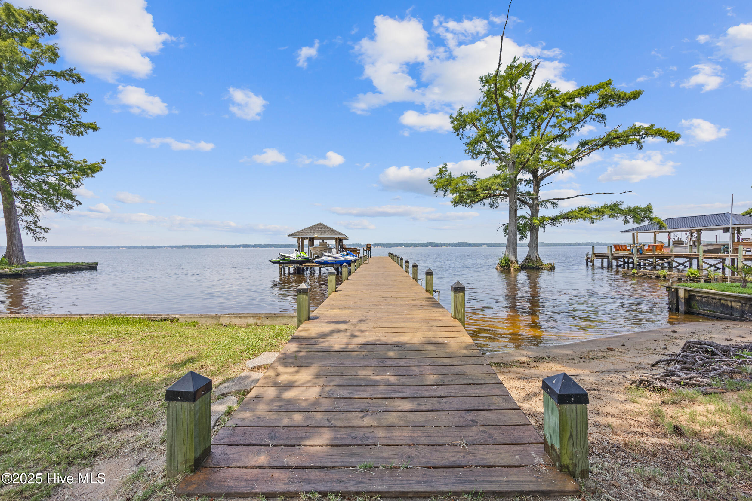 Pier