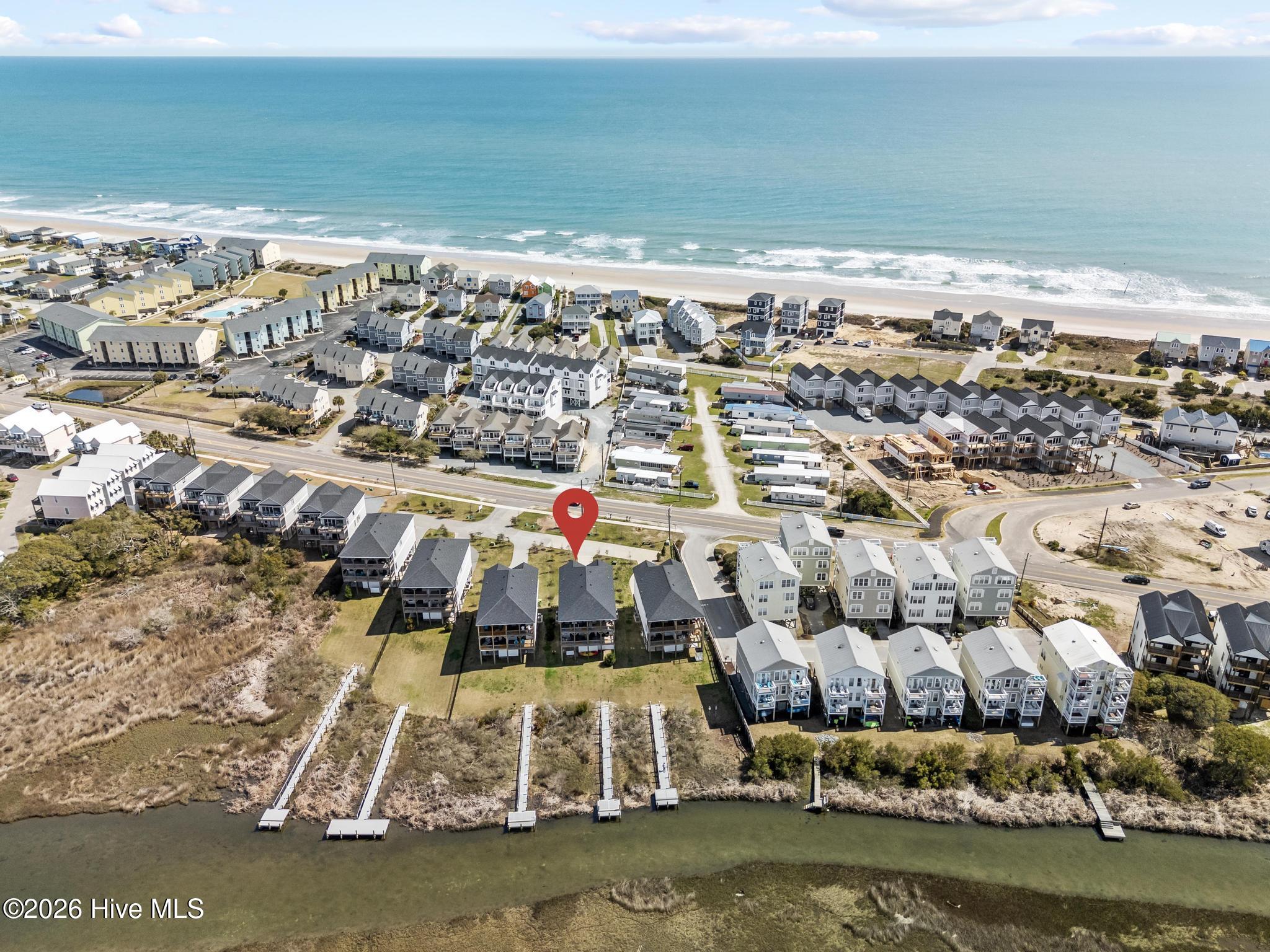 100562400 | Photo 41