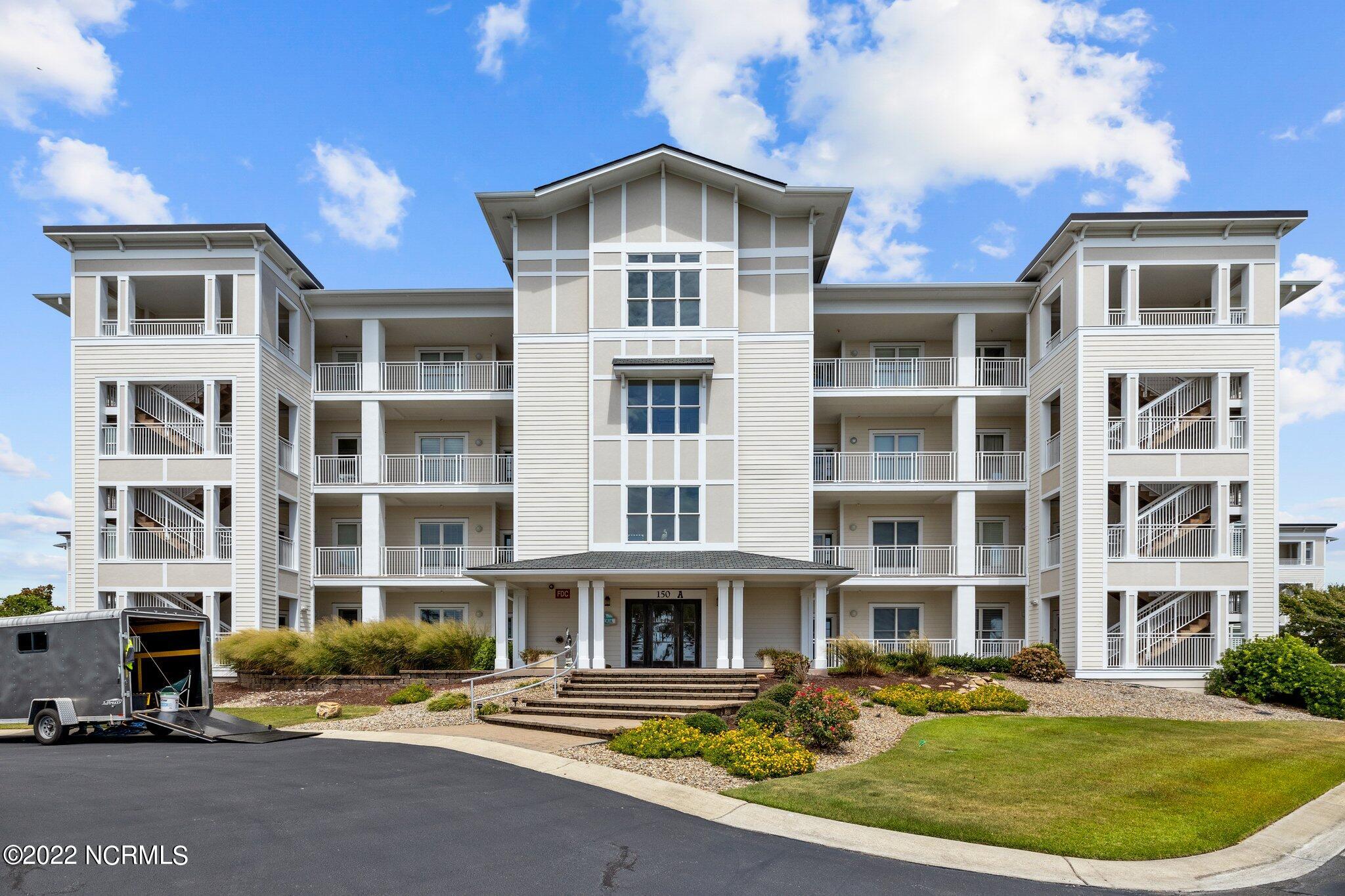 150 Lands End Road UNIT A33, Morehead City, NC, 28557