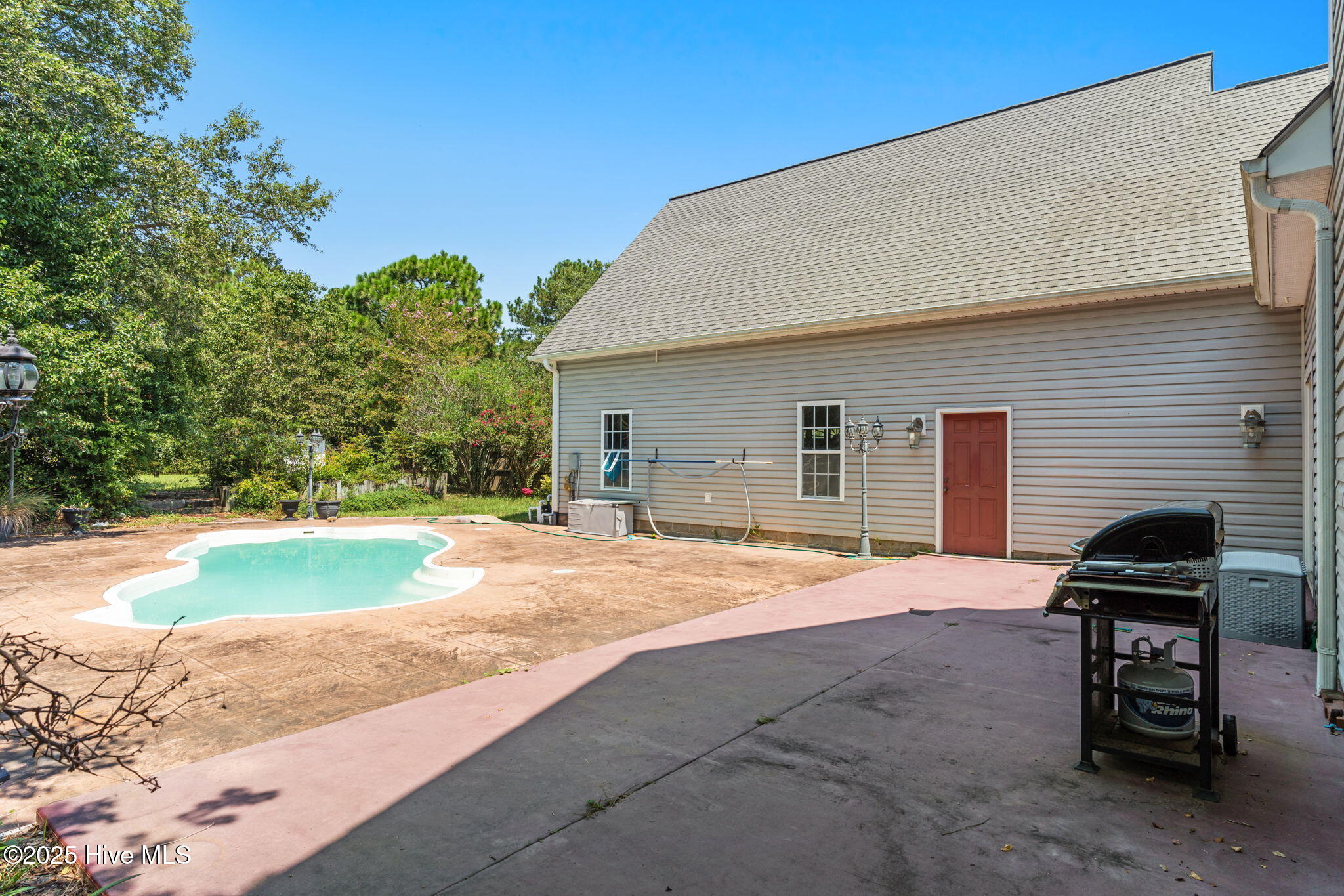 100522413 | Photo 42