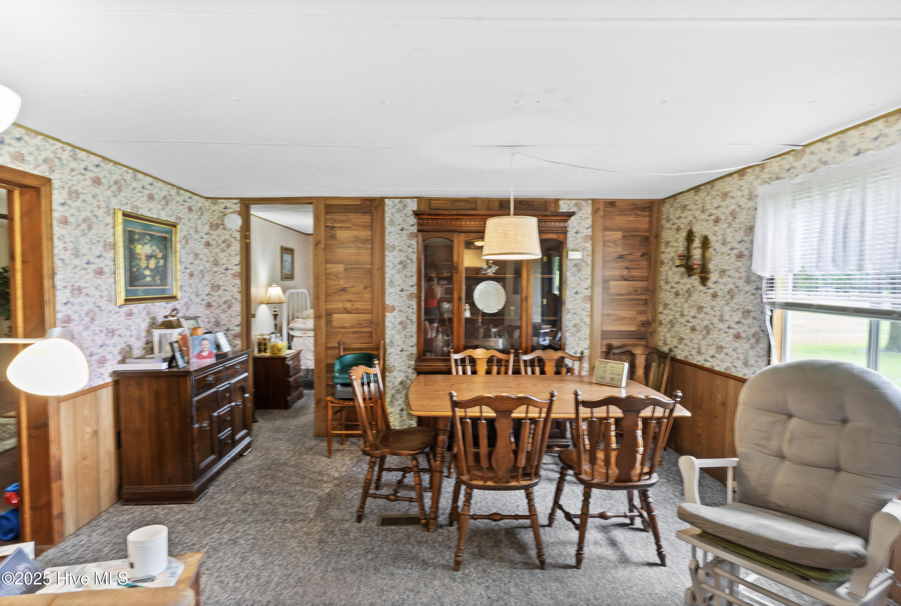 100523793 | Photo 17