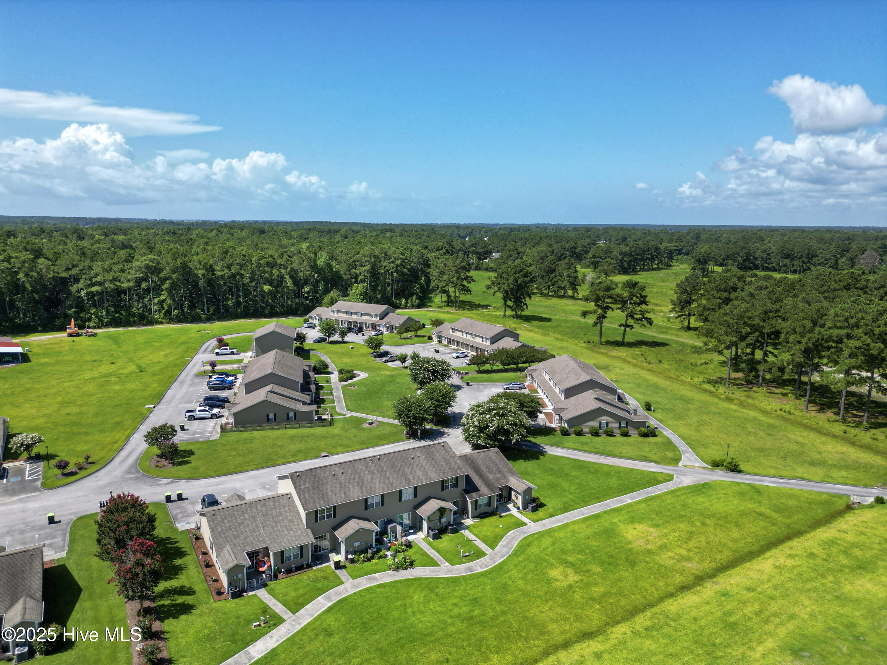 100529764 | Photo 26