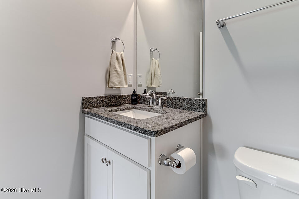 100557891 | Photo 19