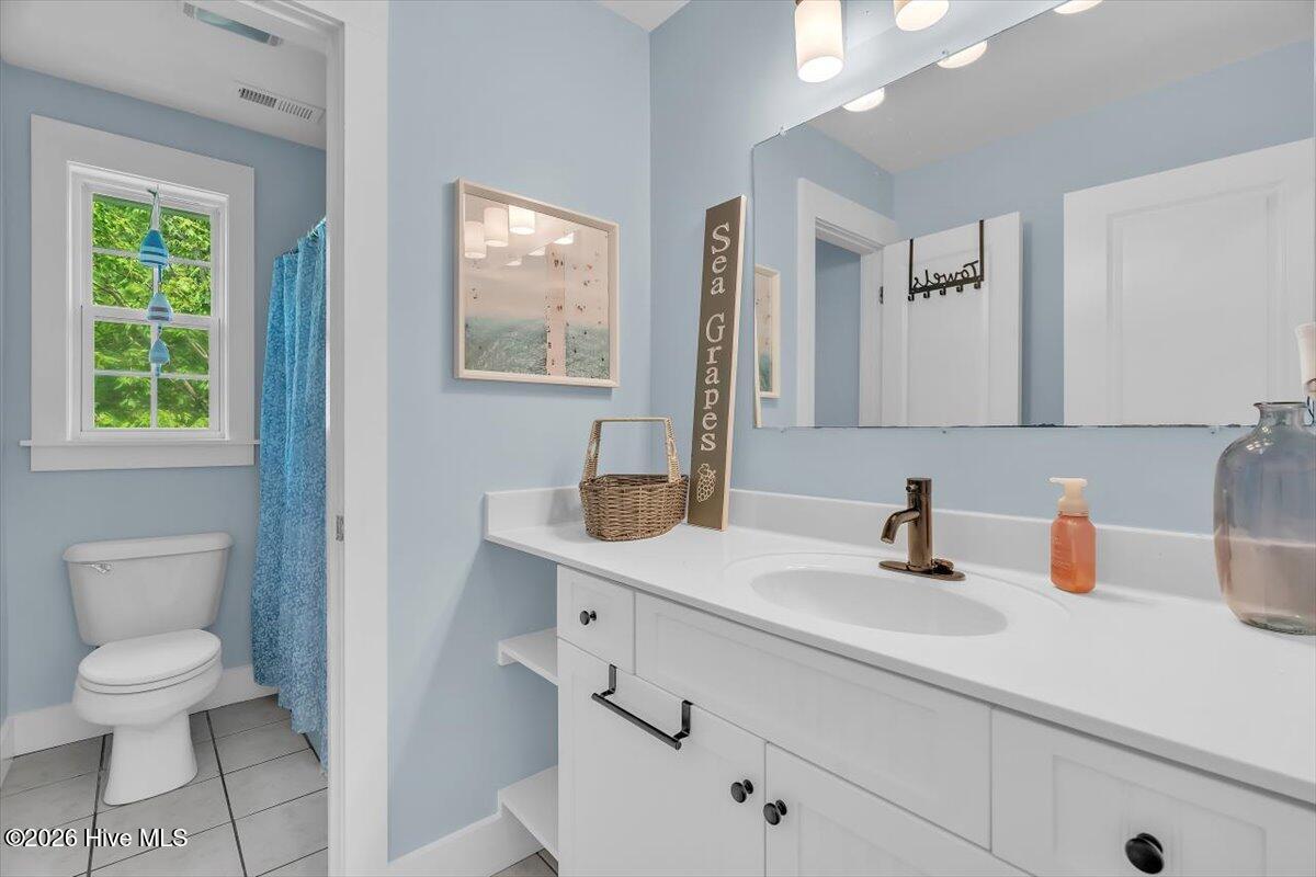 100553407 | Photo 34