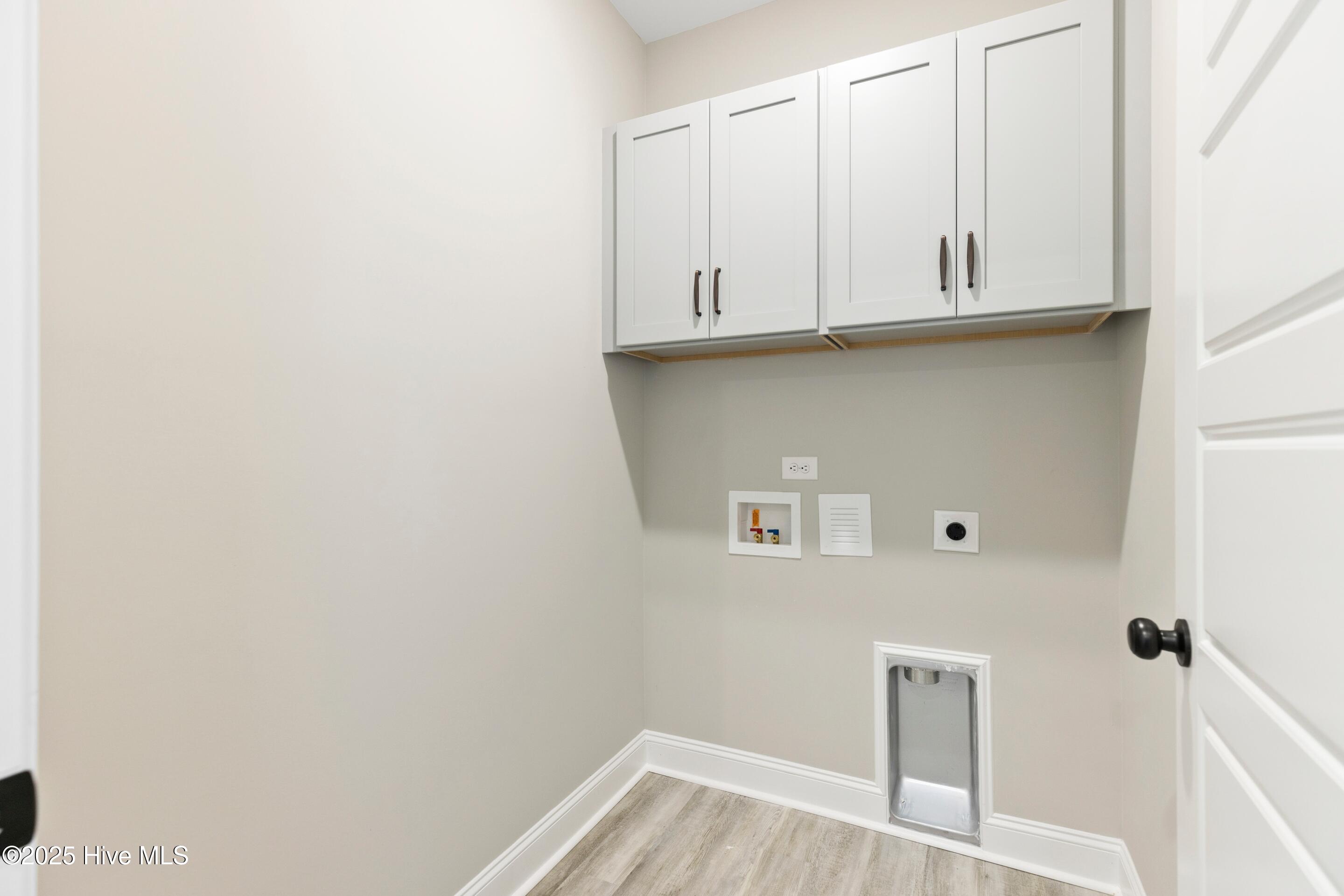 100524111 | Photo 28