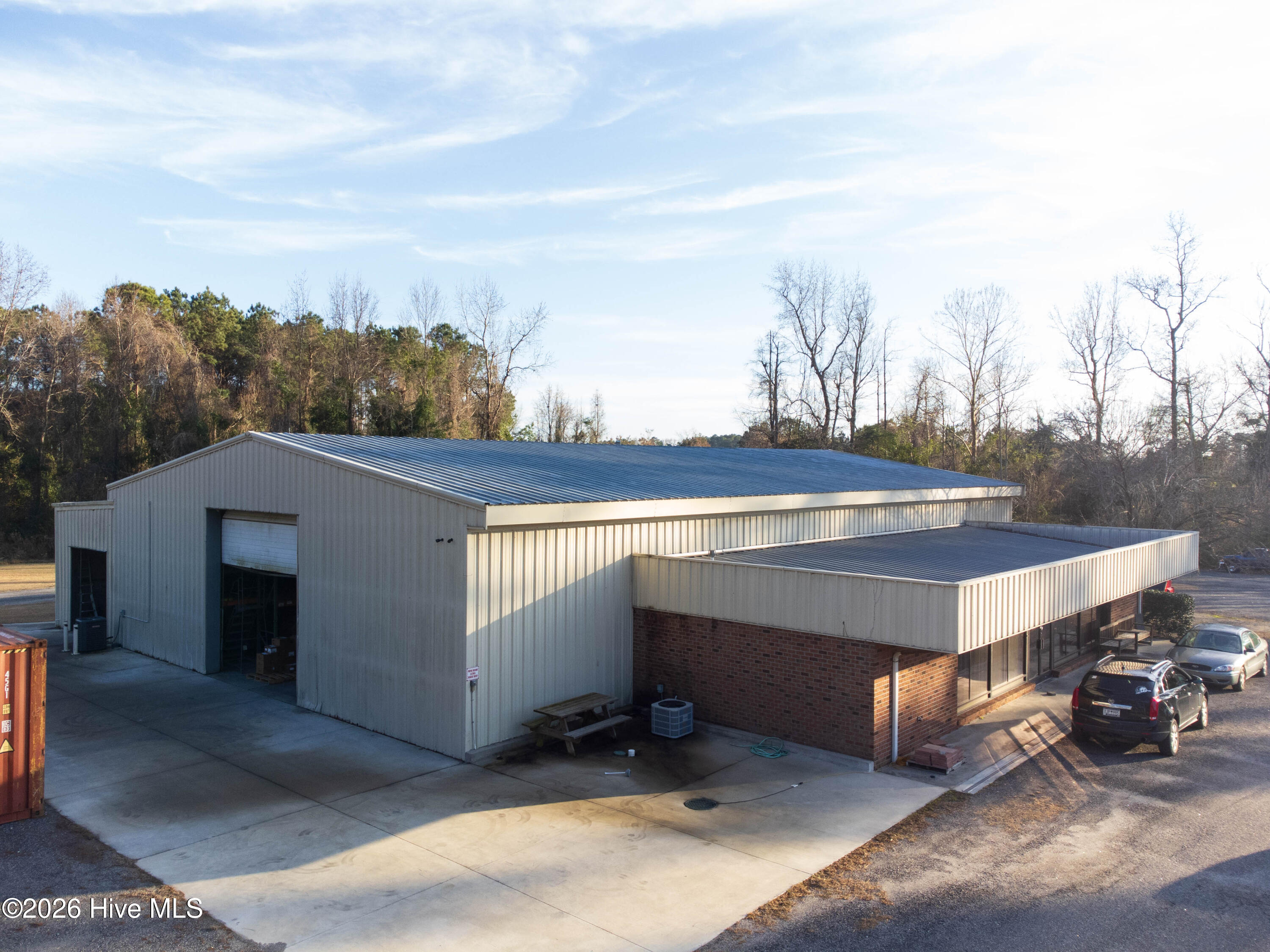 100549965 | Photo 38