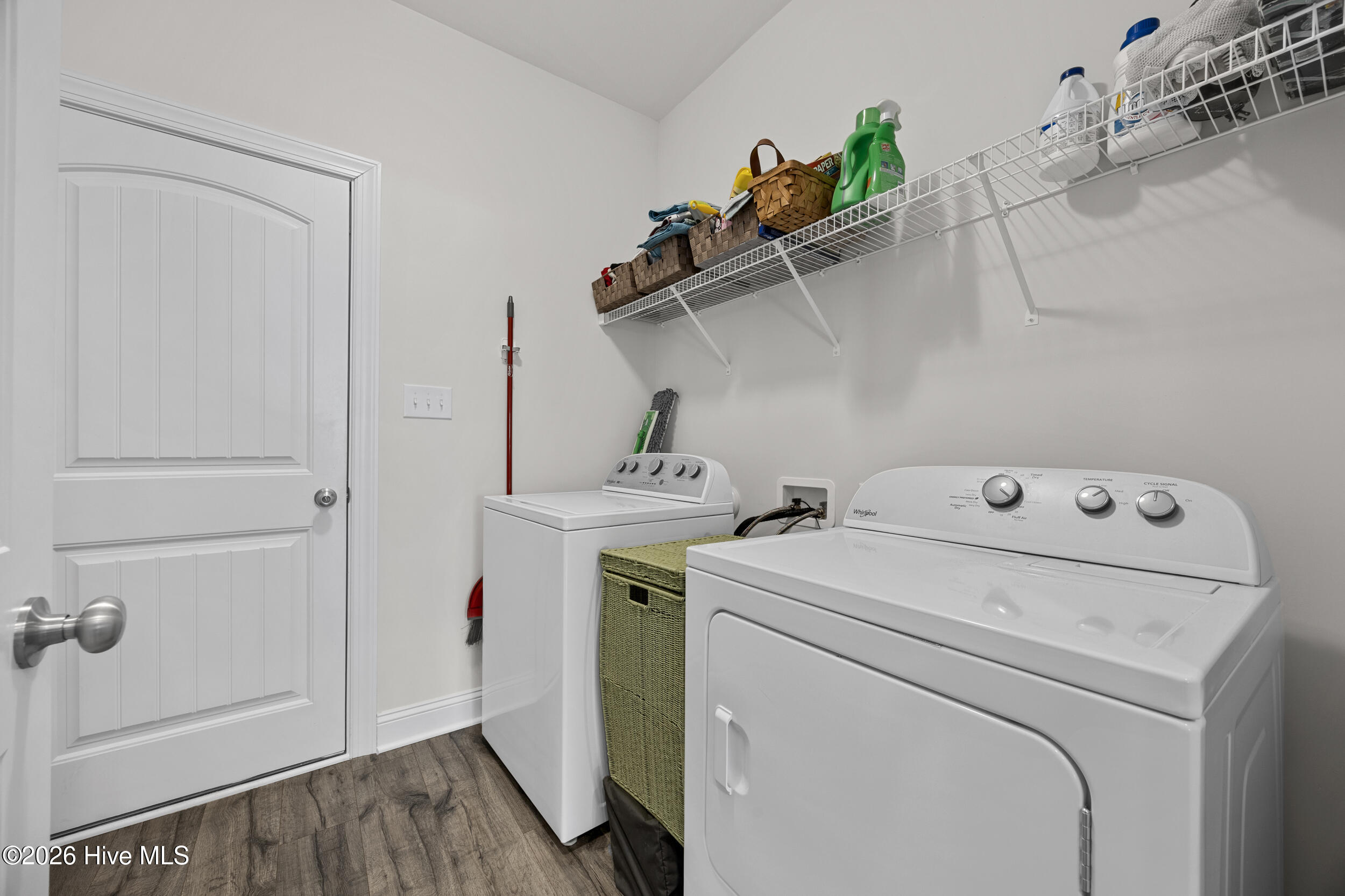 100547836 | Photo 32