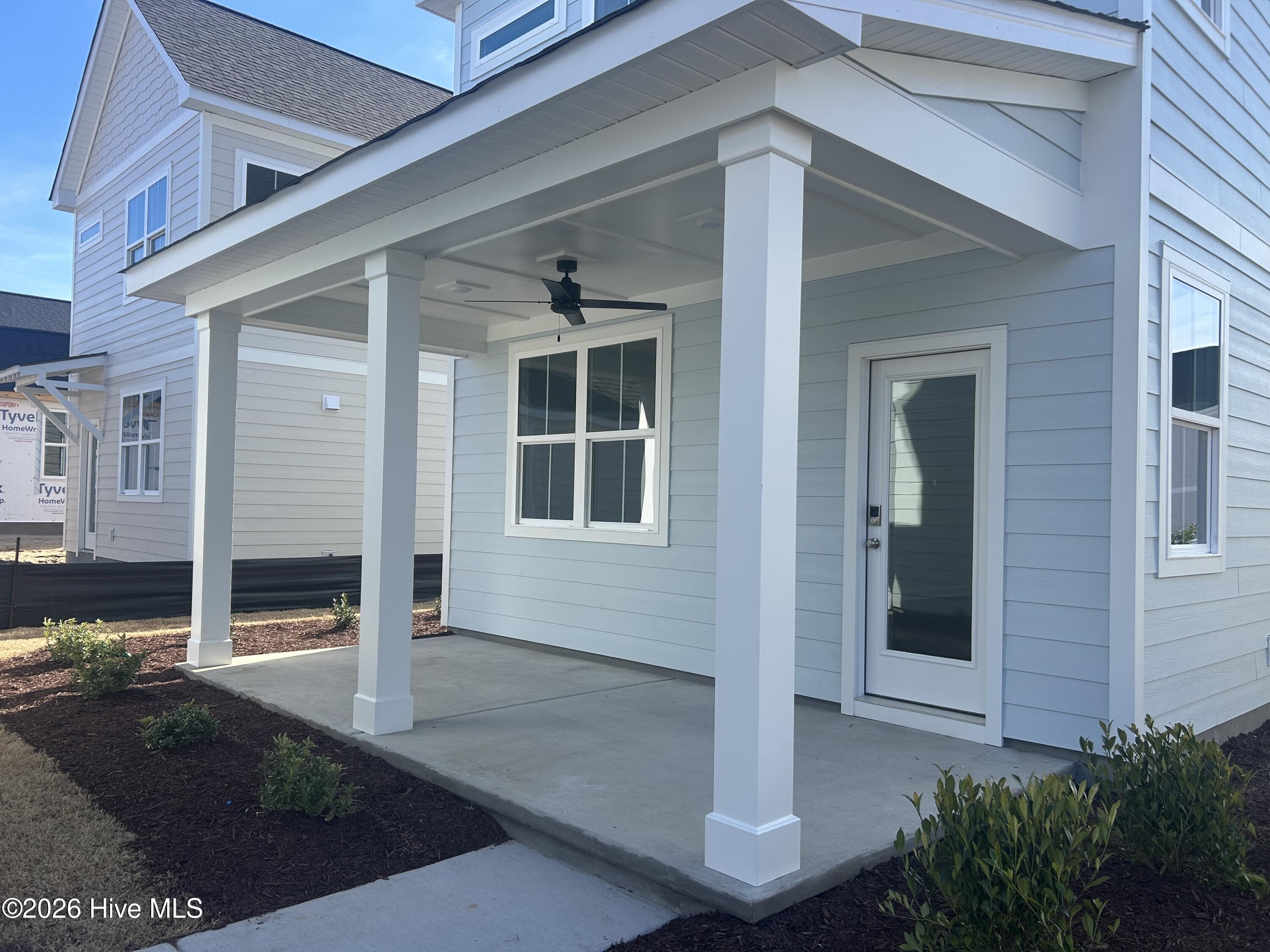 100540723 | Photo 13