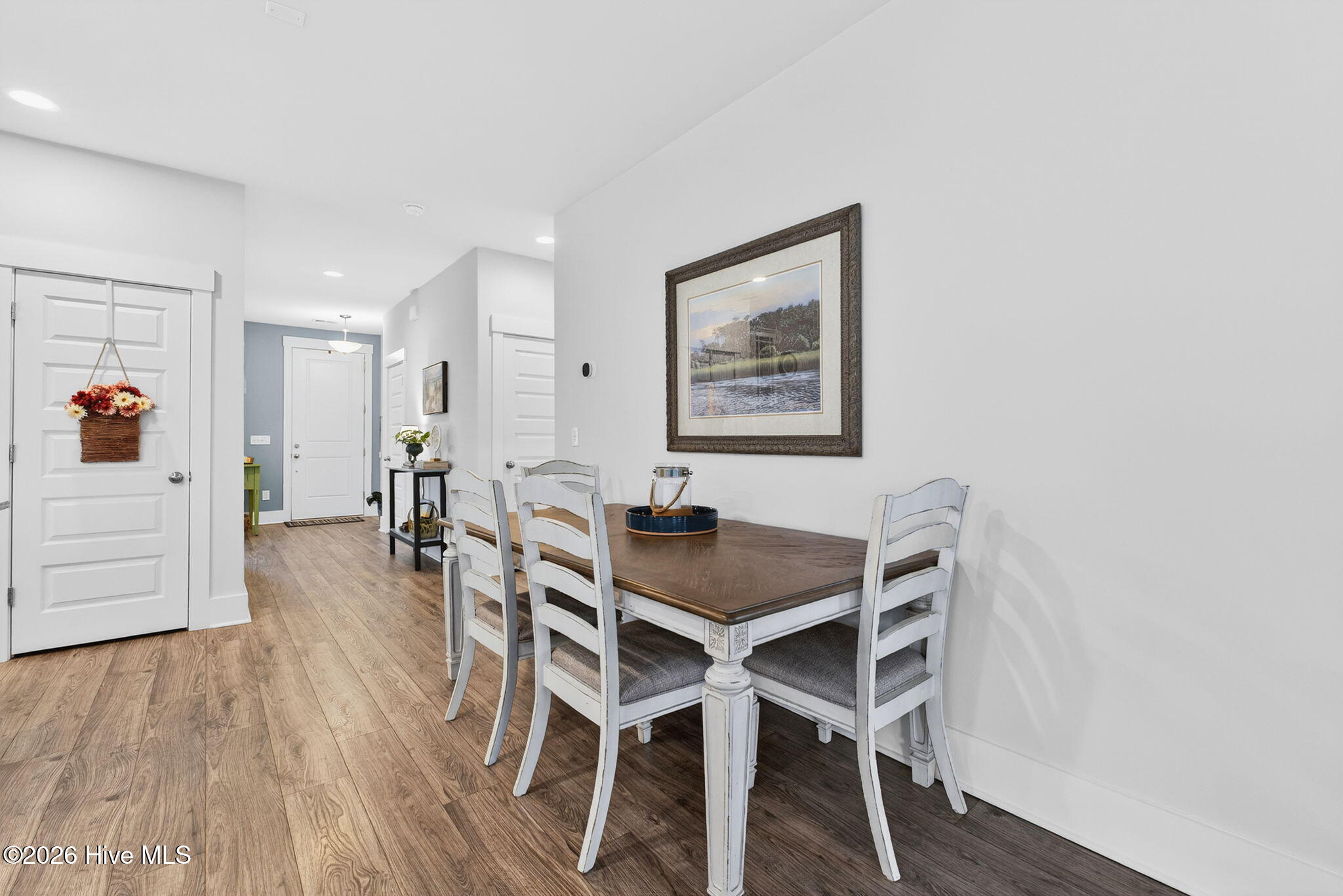 100553997 | Photo 11