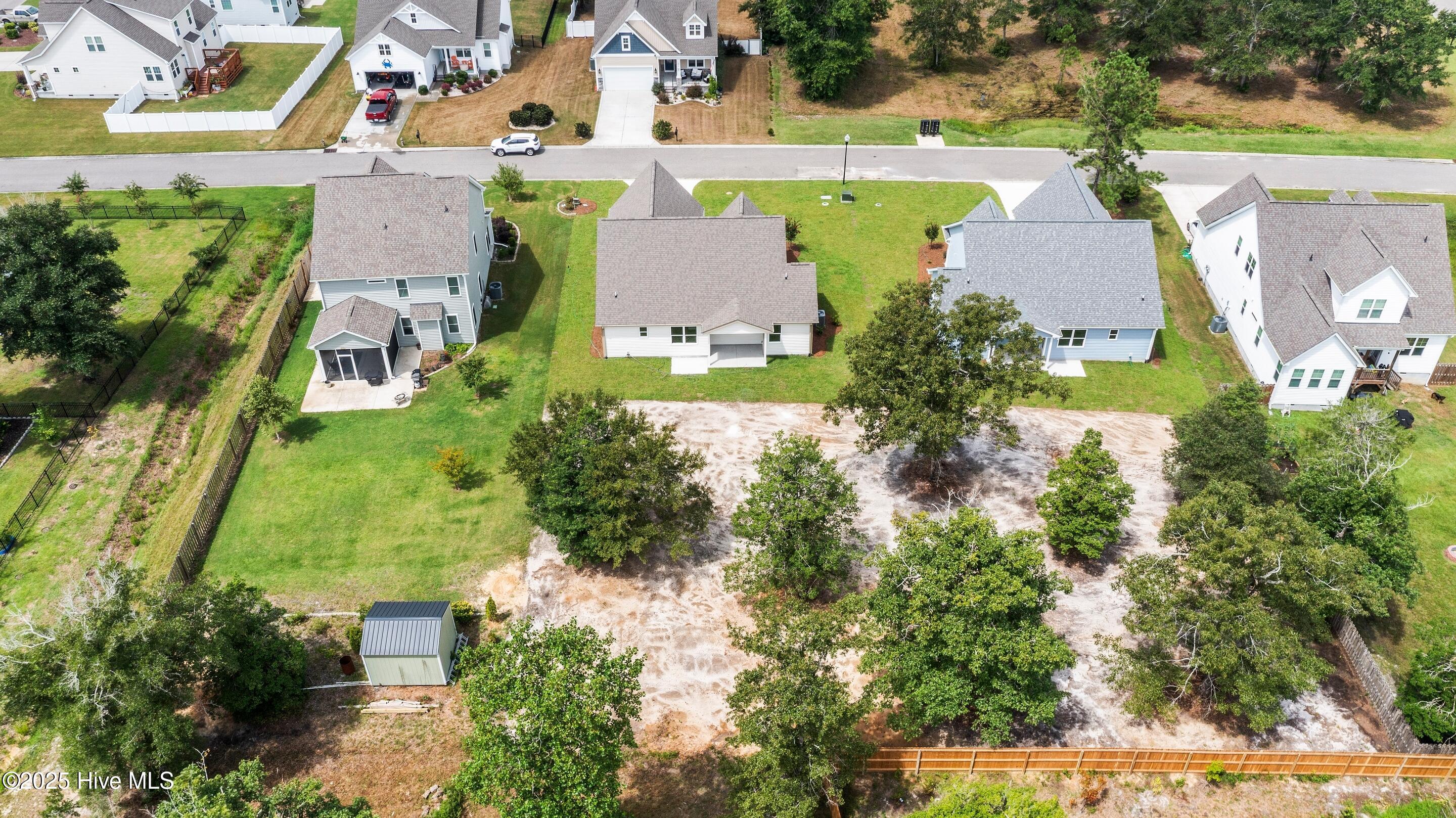 100545595 | Photo 56