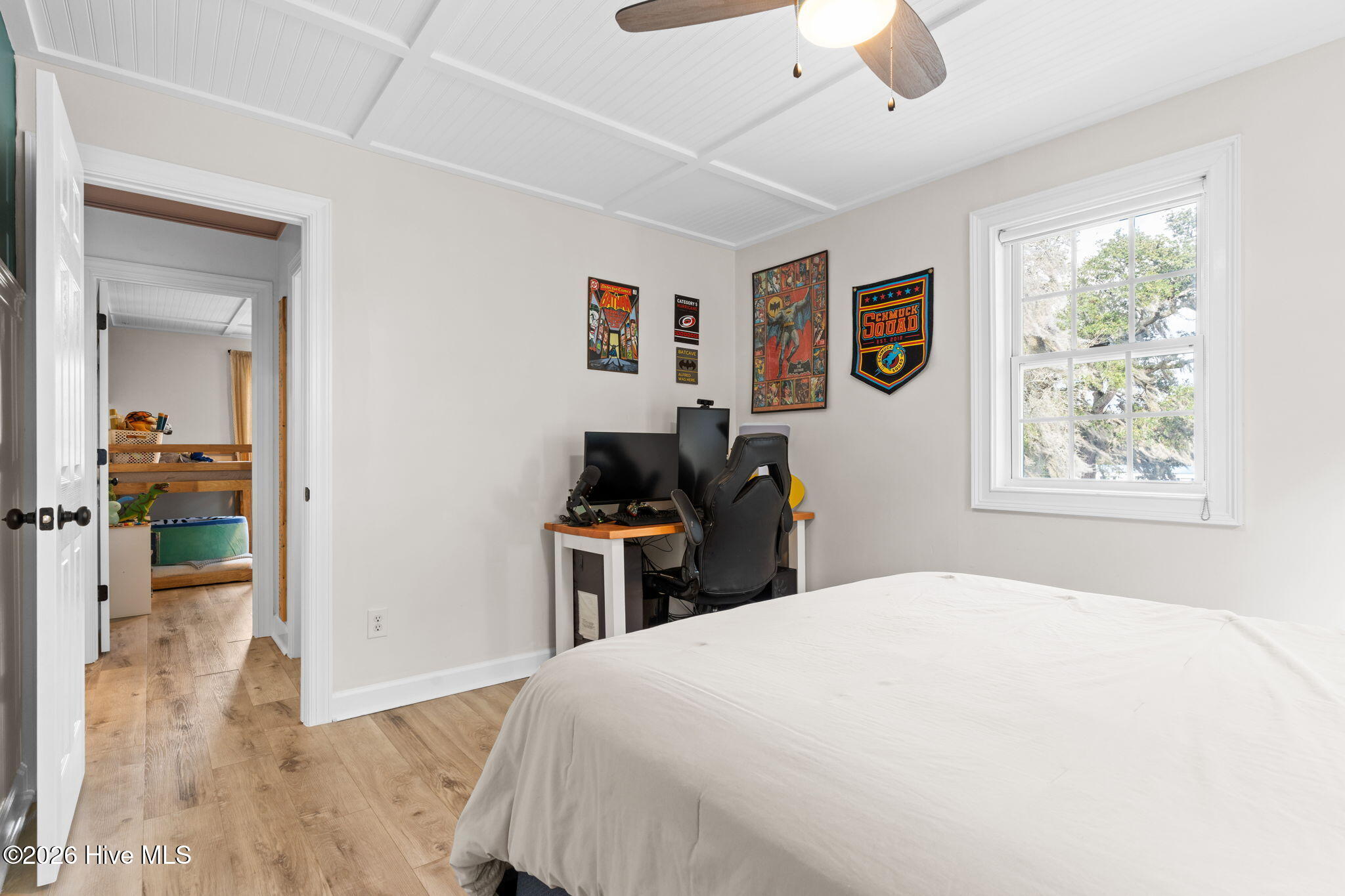 100560277 | Photo 11