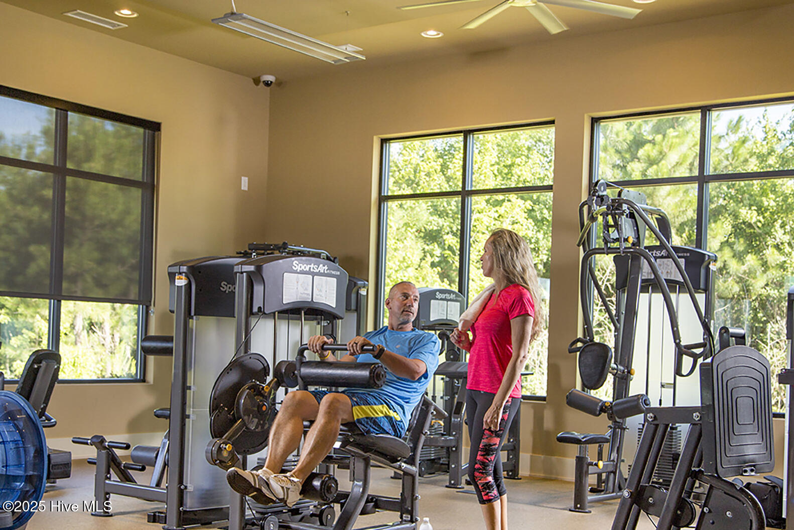 100570040 | Photo 17