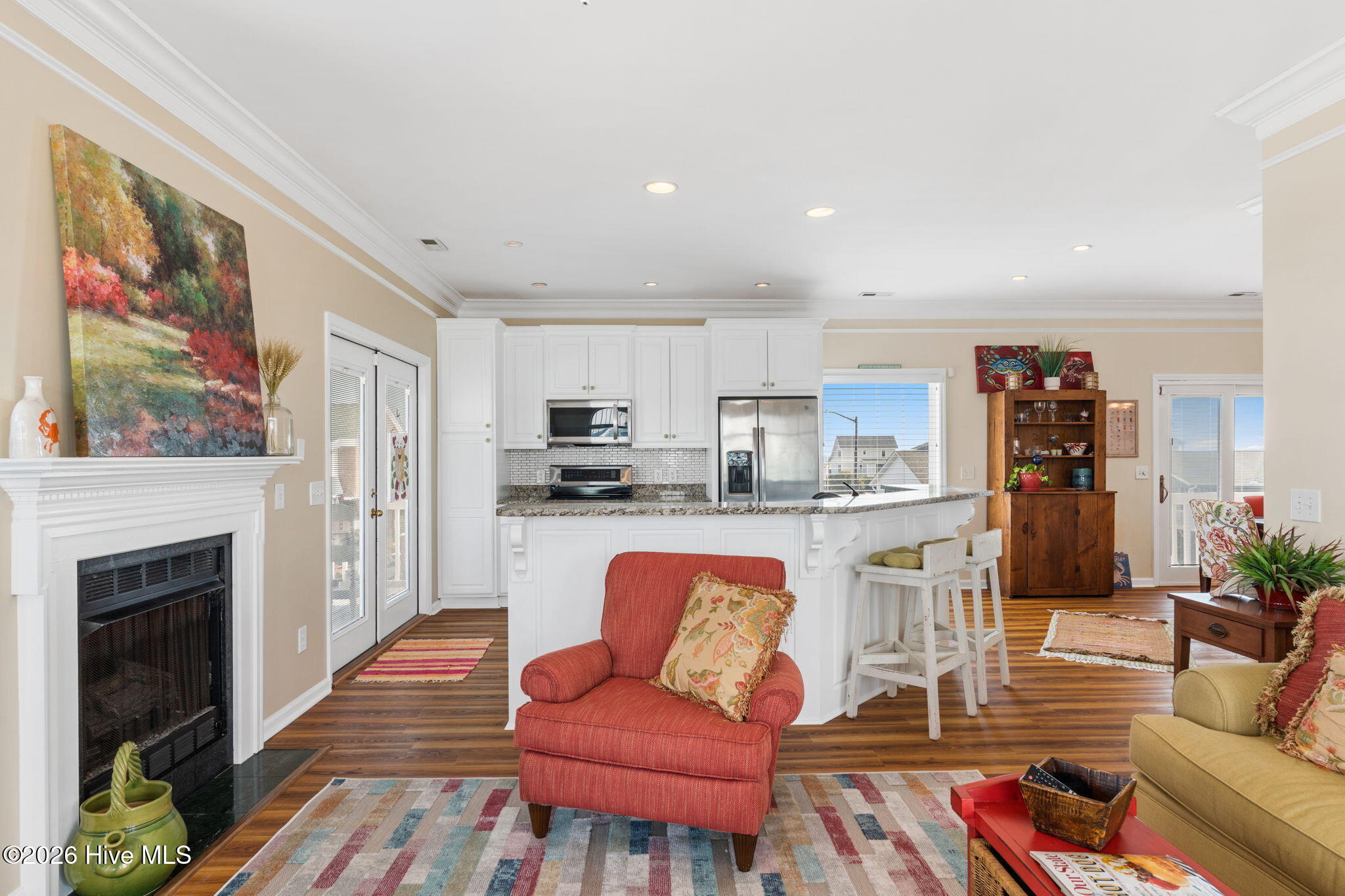 100561633 | Photo 16