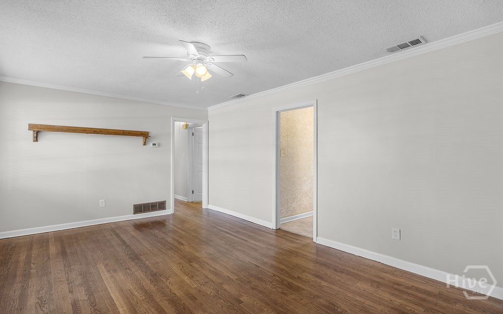 2114 E 62nd Street, Savannah, GA 31404 Listing Photo  12