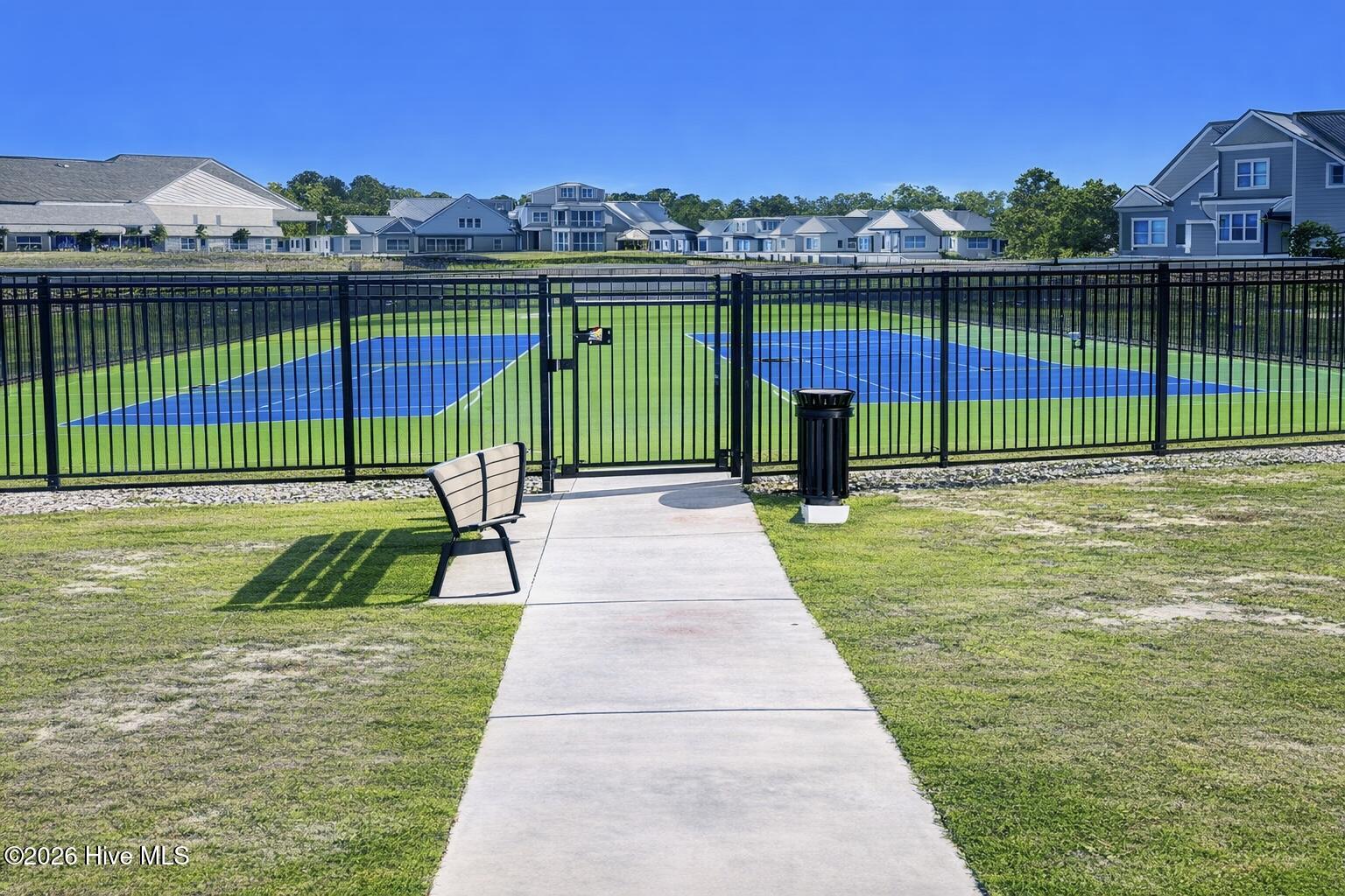 100564541 | Photo 62