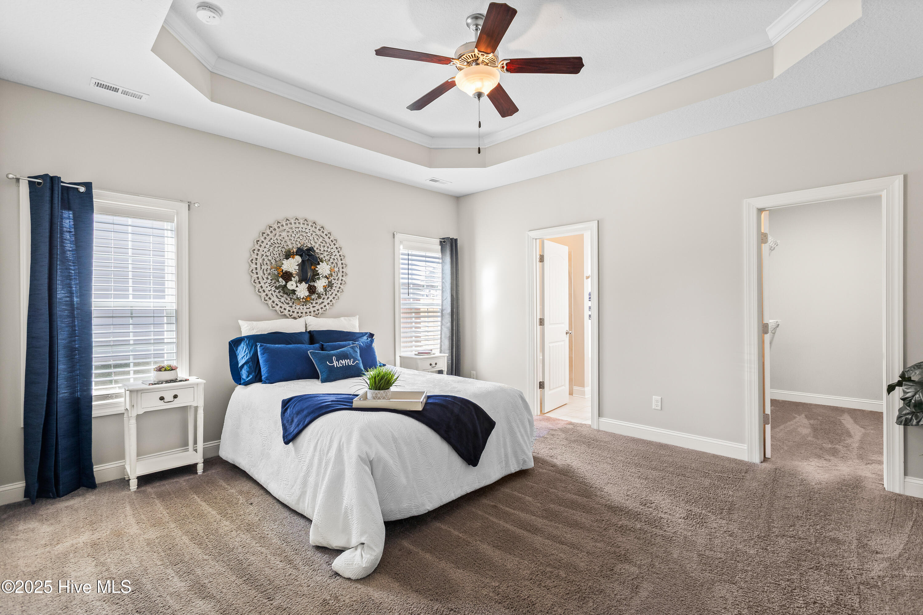 100541822 | Photo 19