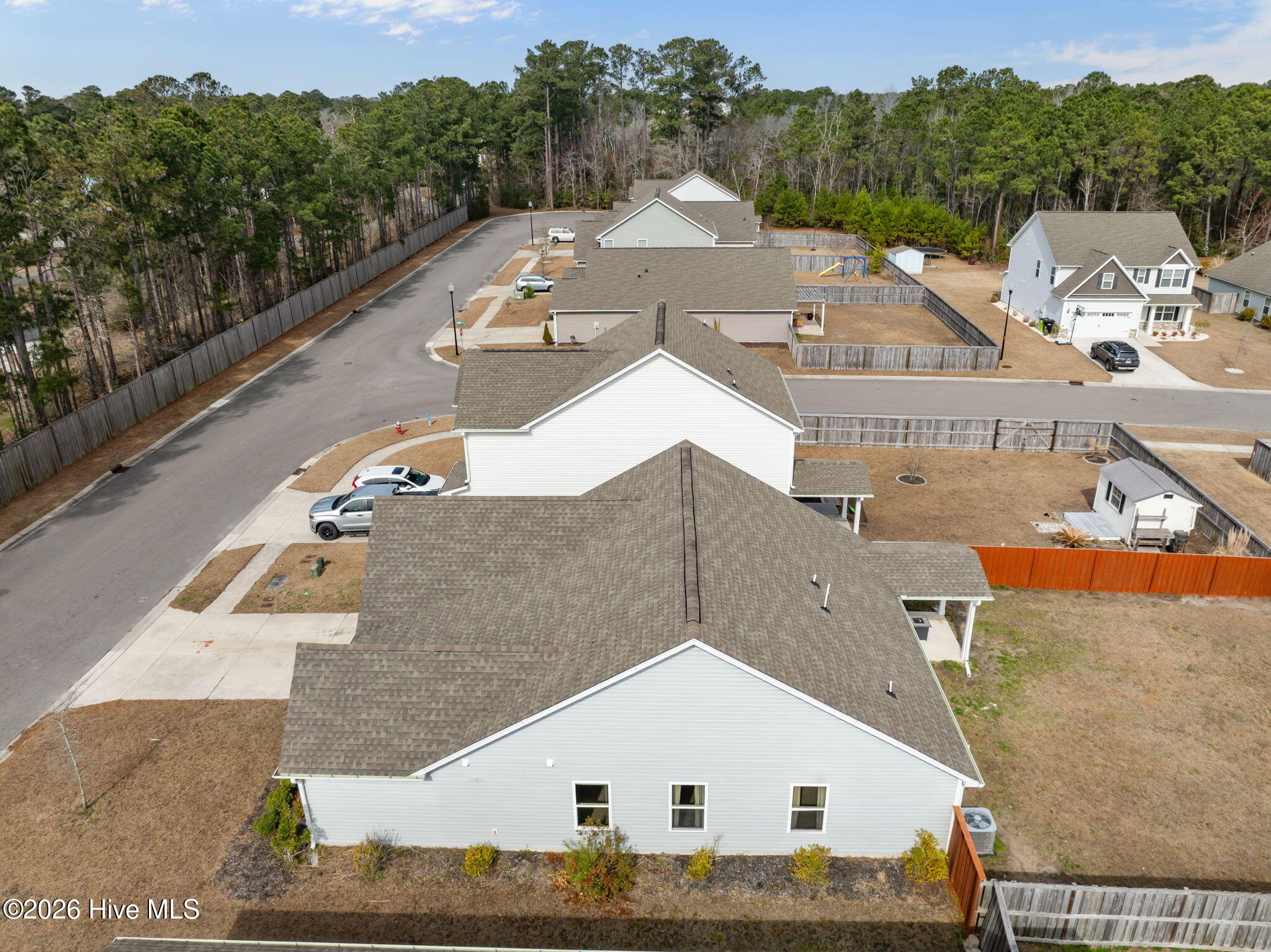 100557449 | Photo 18