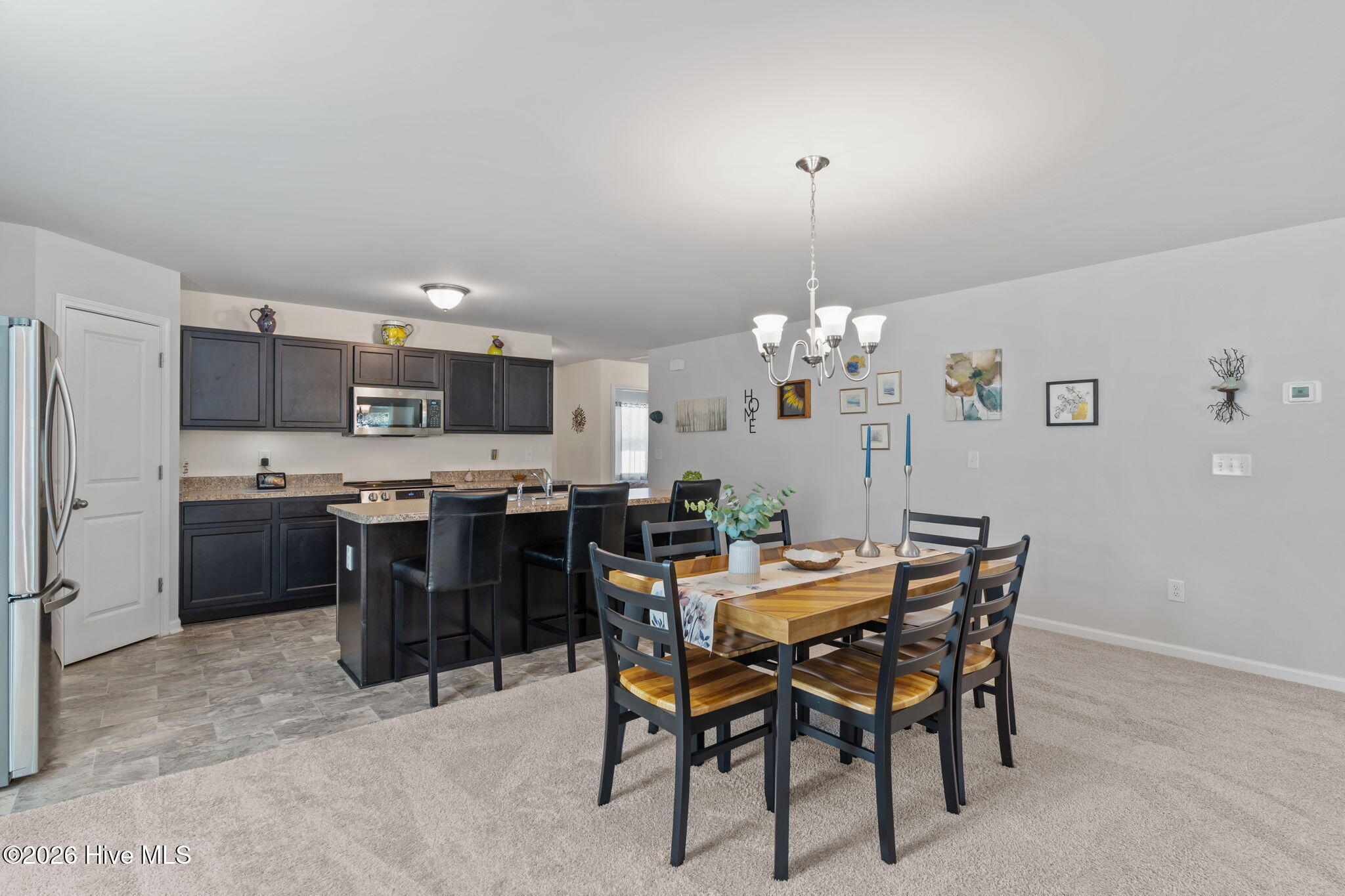 100564485 | Photo 15