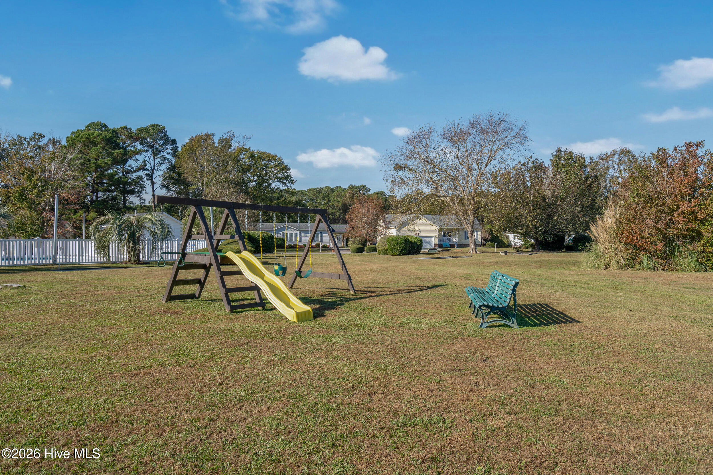 100562690 | Photo 48