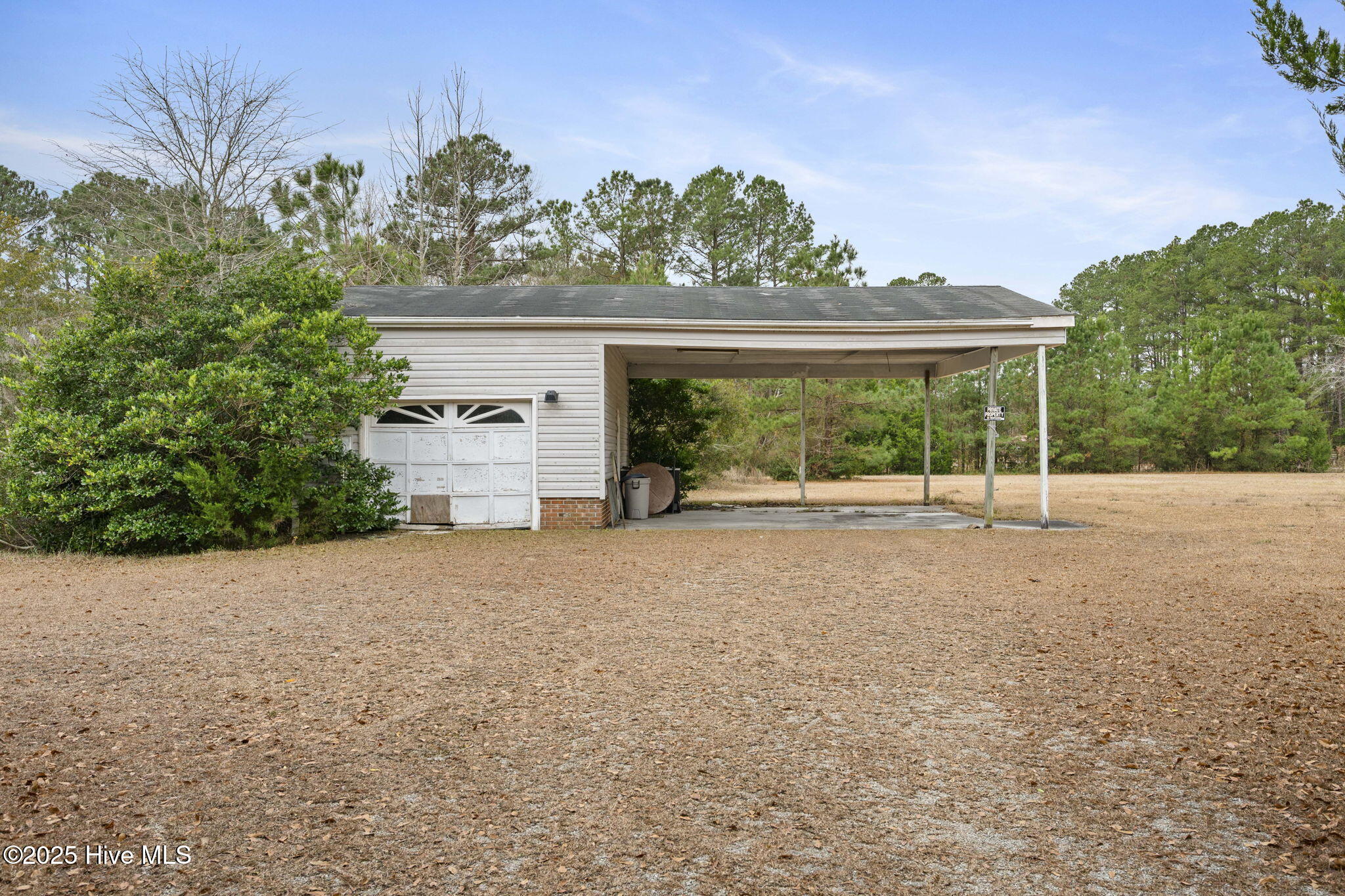 100546888 | Photo 24