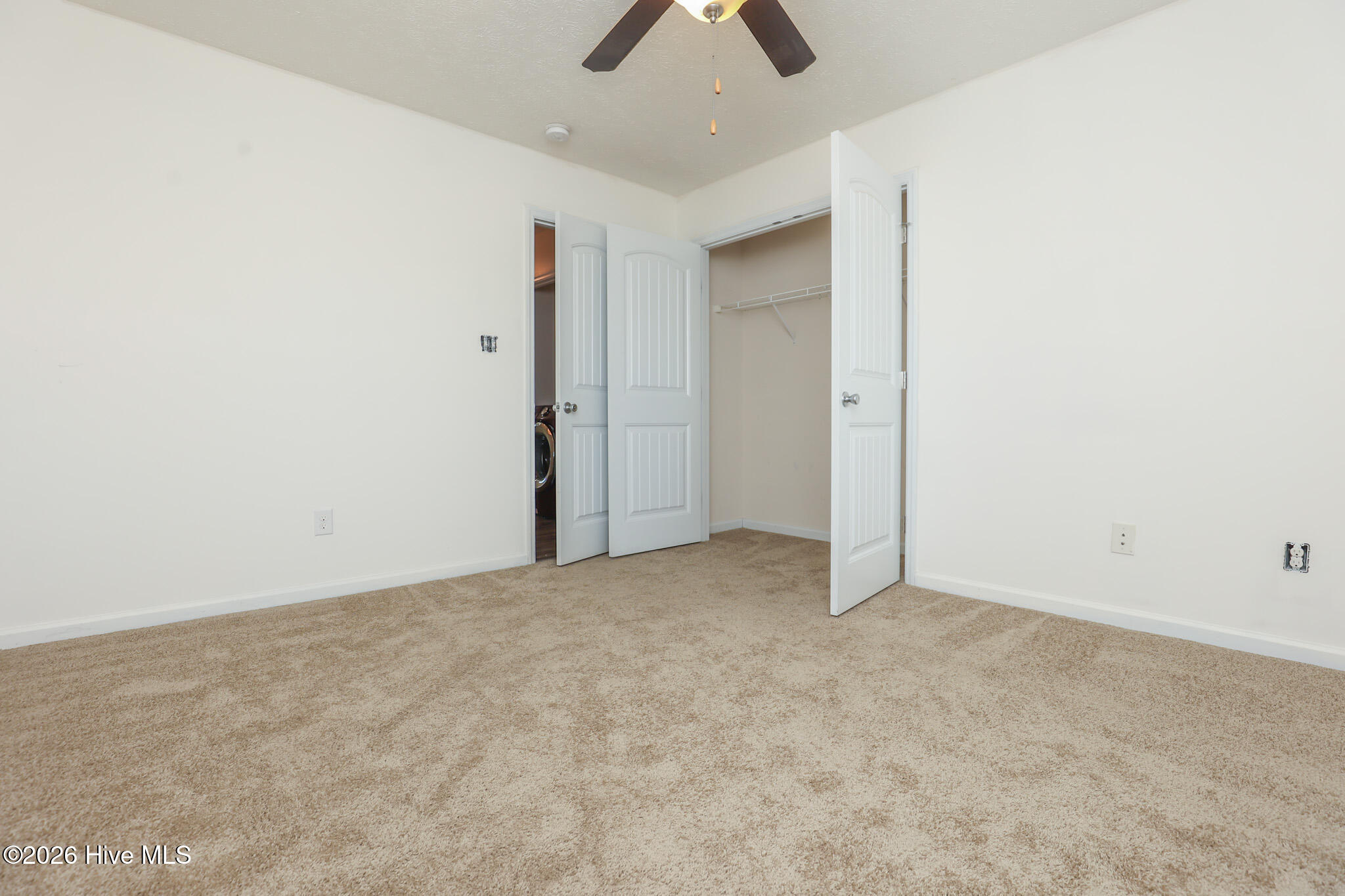 100523026 | Photo 31