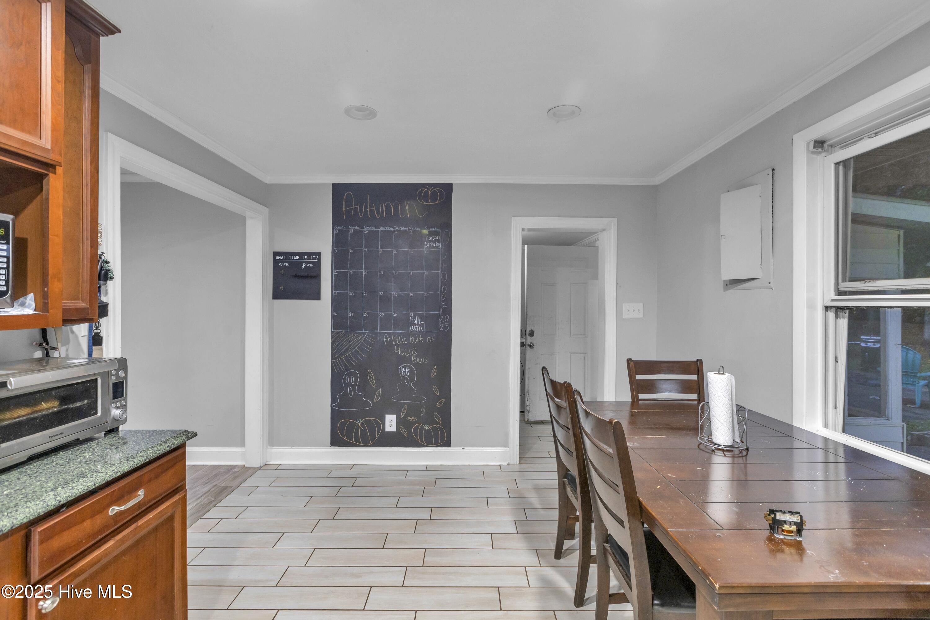 100538970 | Photo 30