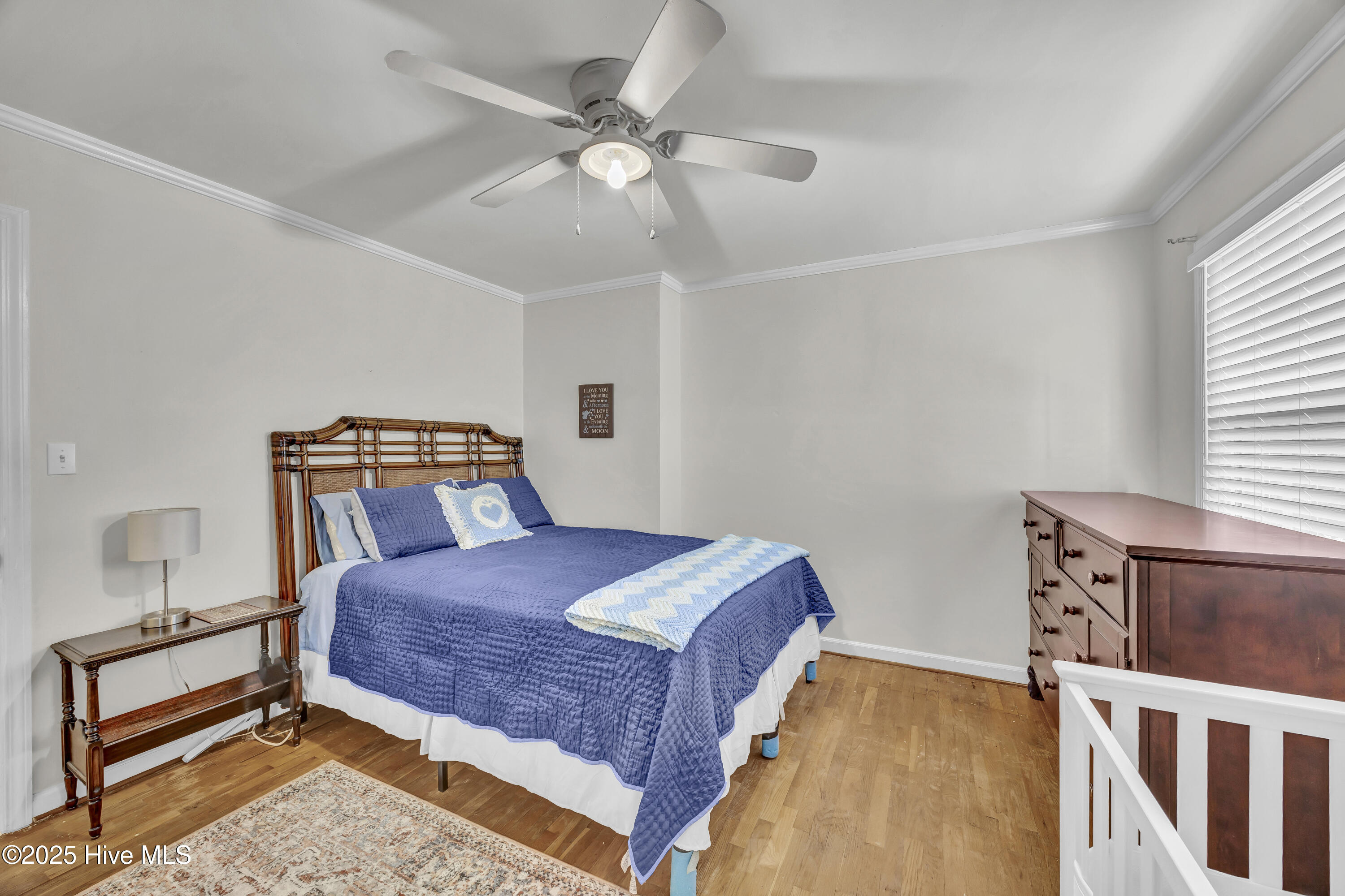 100541737 | Photo 15