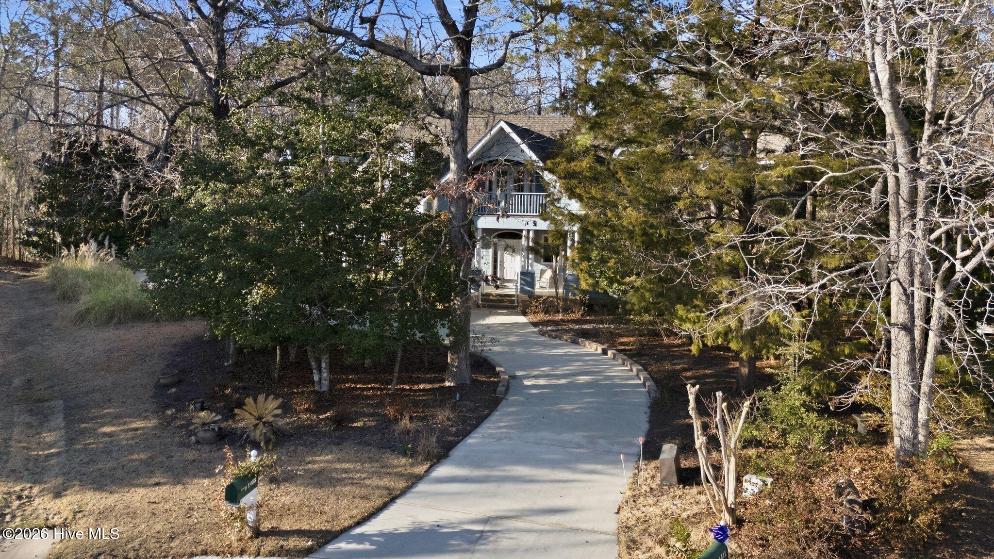 100555834 | Photo 81