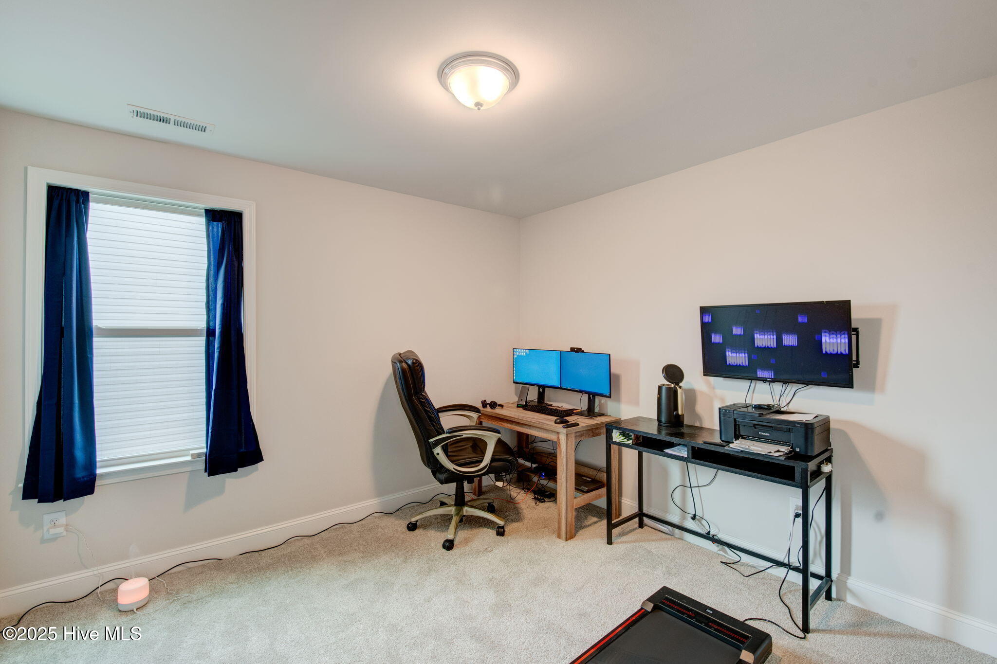 100535220 | Photo 34