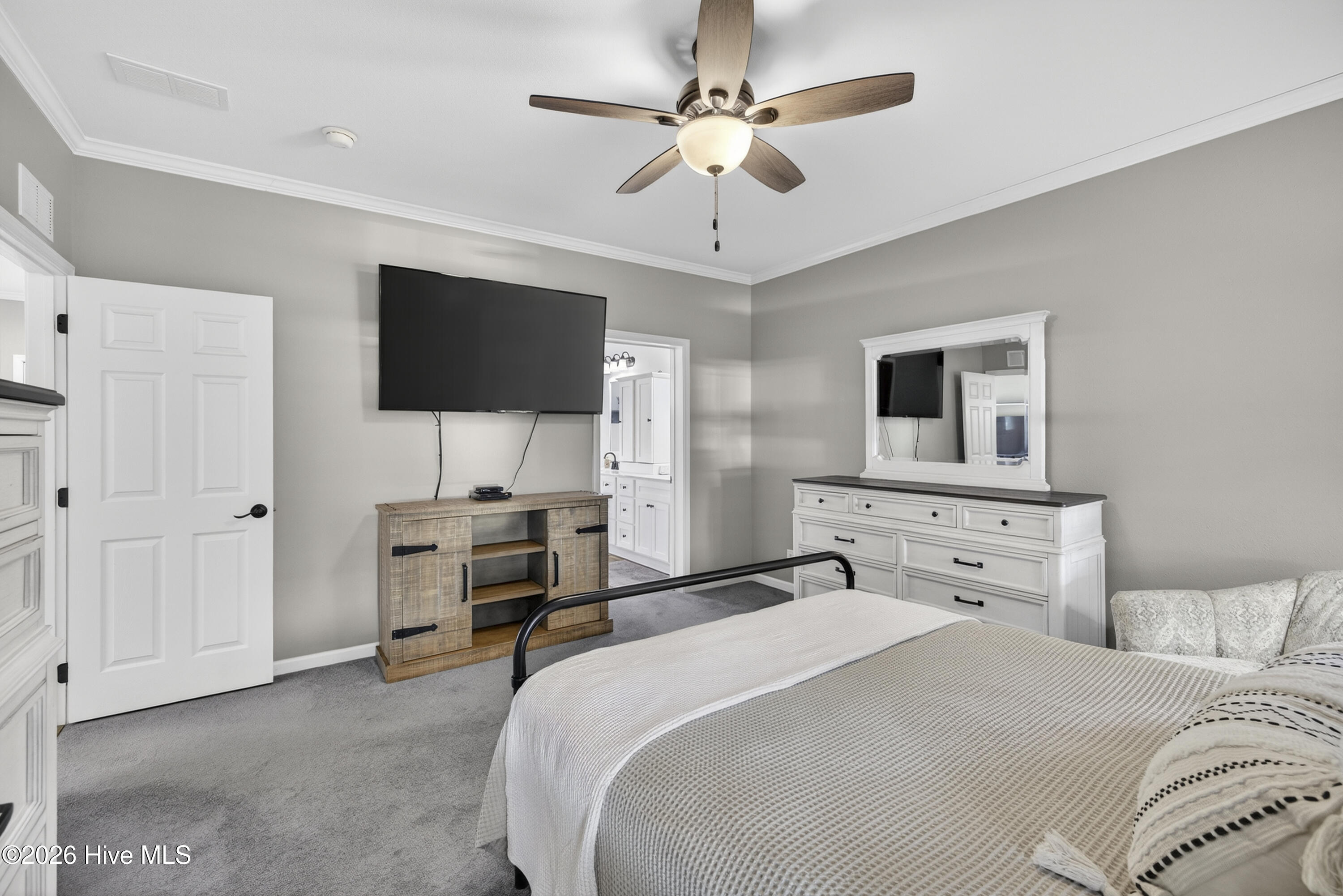 100553649 | Photo 22