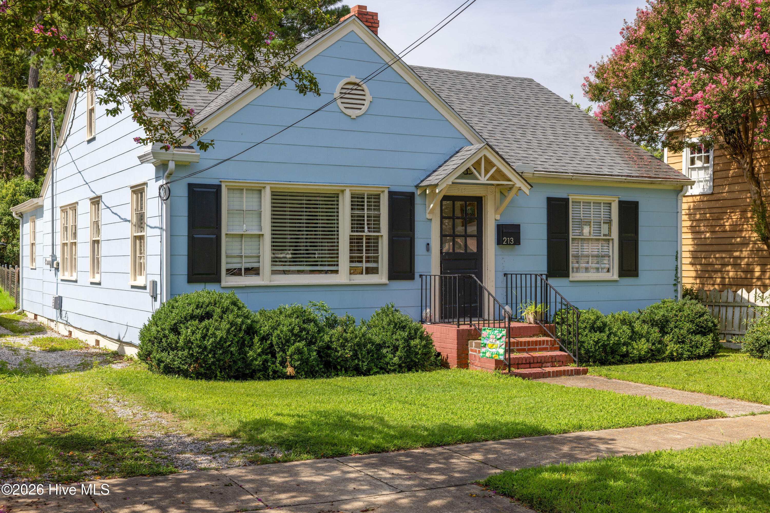 1st image of 213 W Church St, Edenton, NC 27932 | MLS# 100591616
