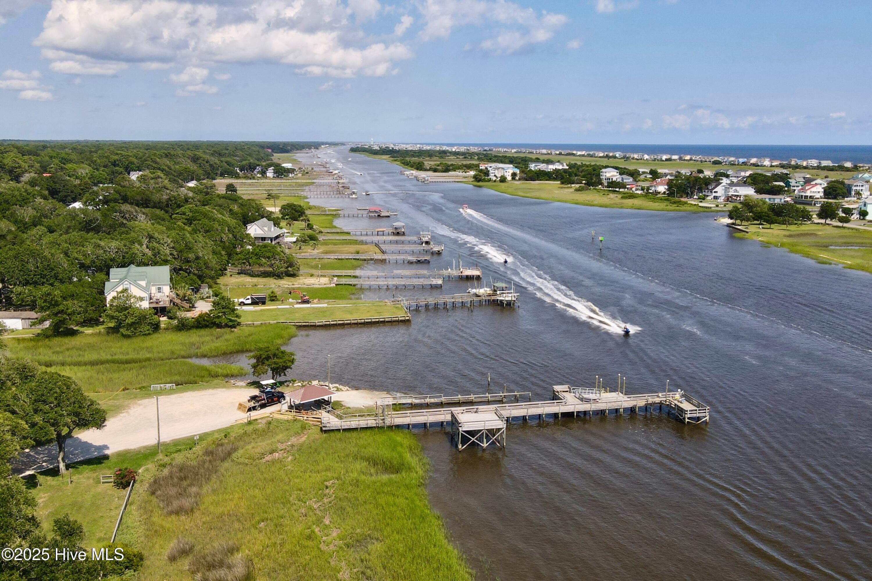 100518587 | Photo 45