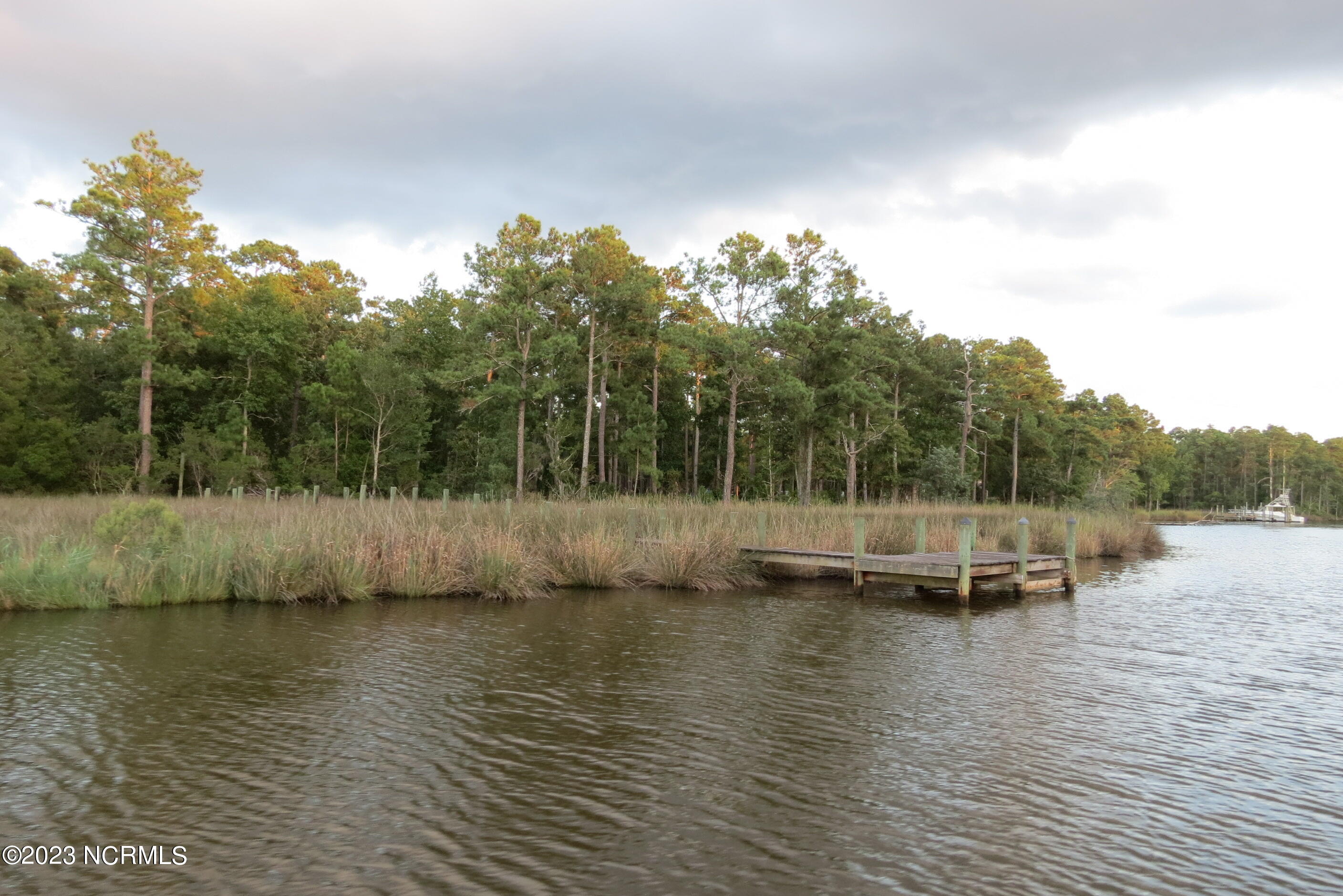 2504 19 Brown Creek Road,Merritt