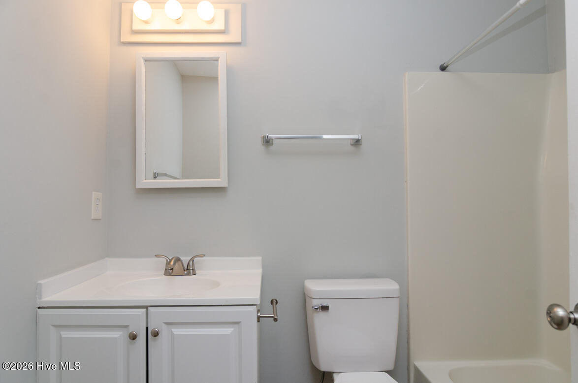 100551557 | Photo 12