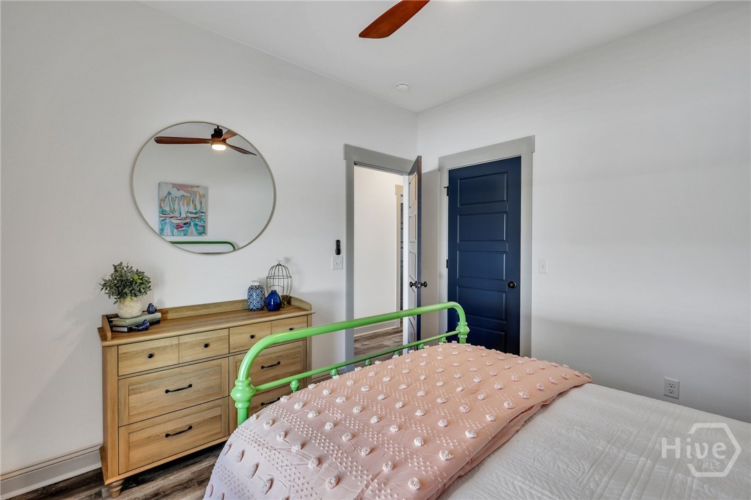 PHOTOS OF A PREVIOUSLY BUILT BRINSON PLAN BY LAWRENCE ALEXANDER HOMES.