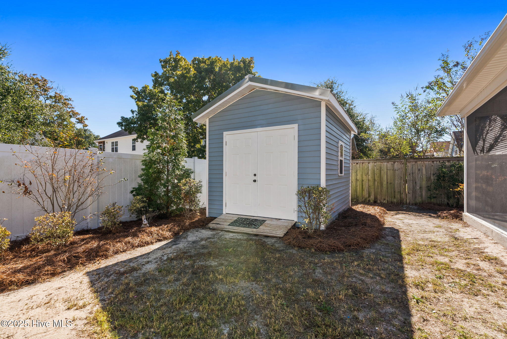 100538896 | Photo 40