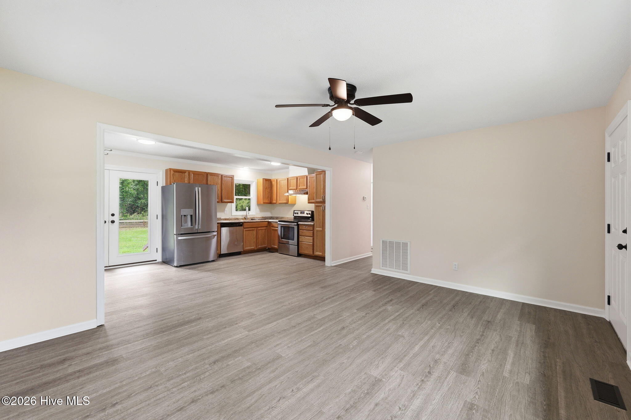 1040 Broad Creek Road,New Bern