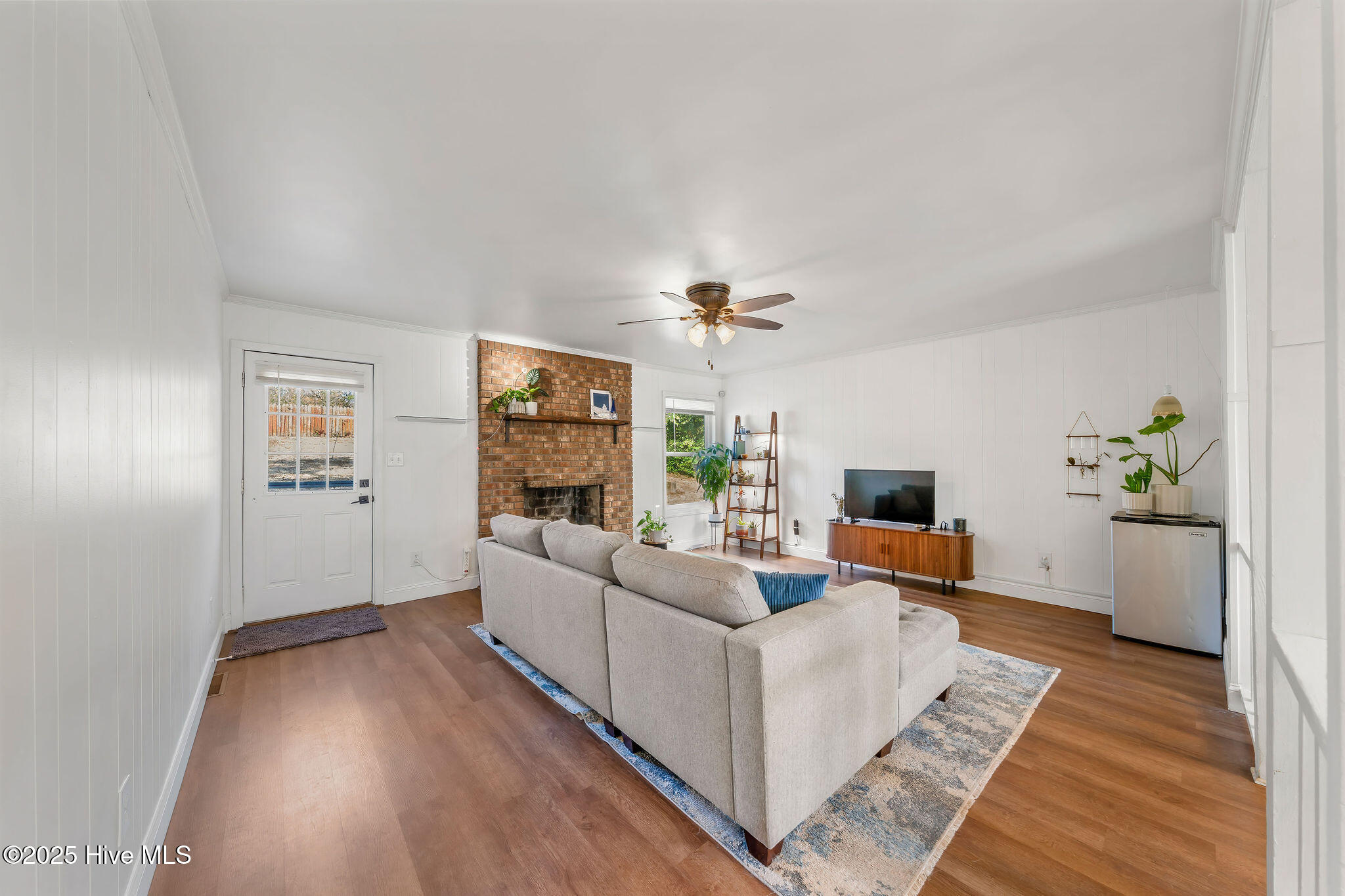 100544071 | Photo 12