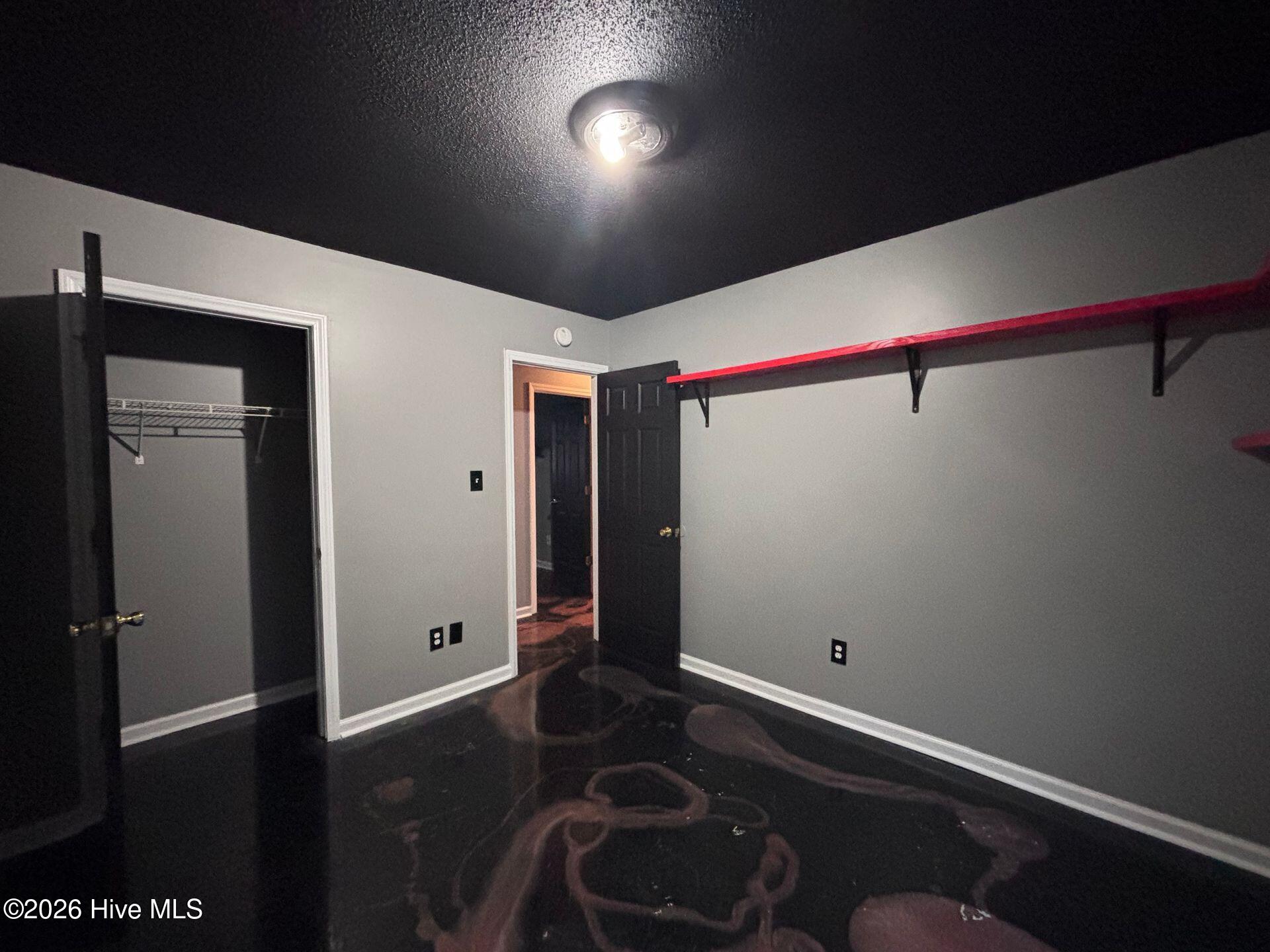 100555707 | Photo 18