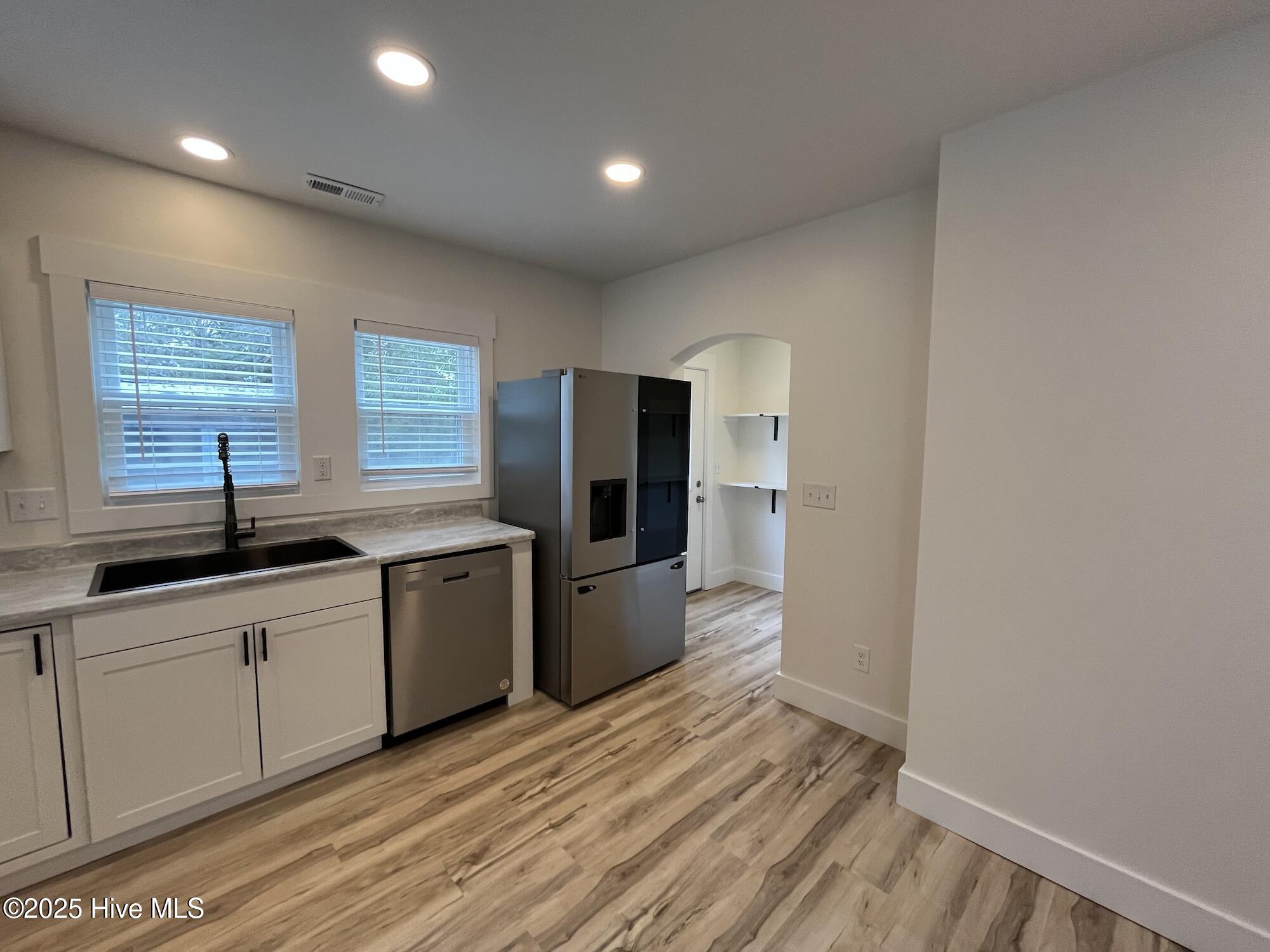 100552408 | Photo 10