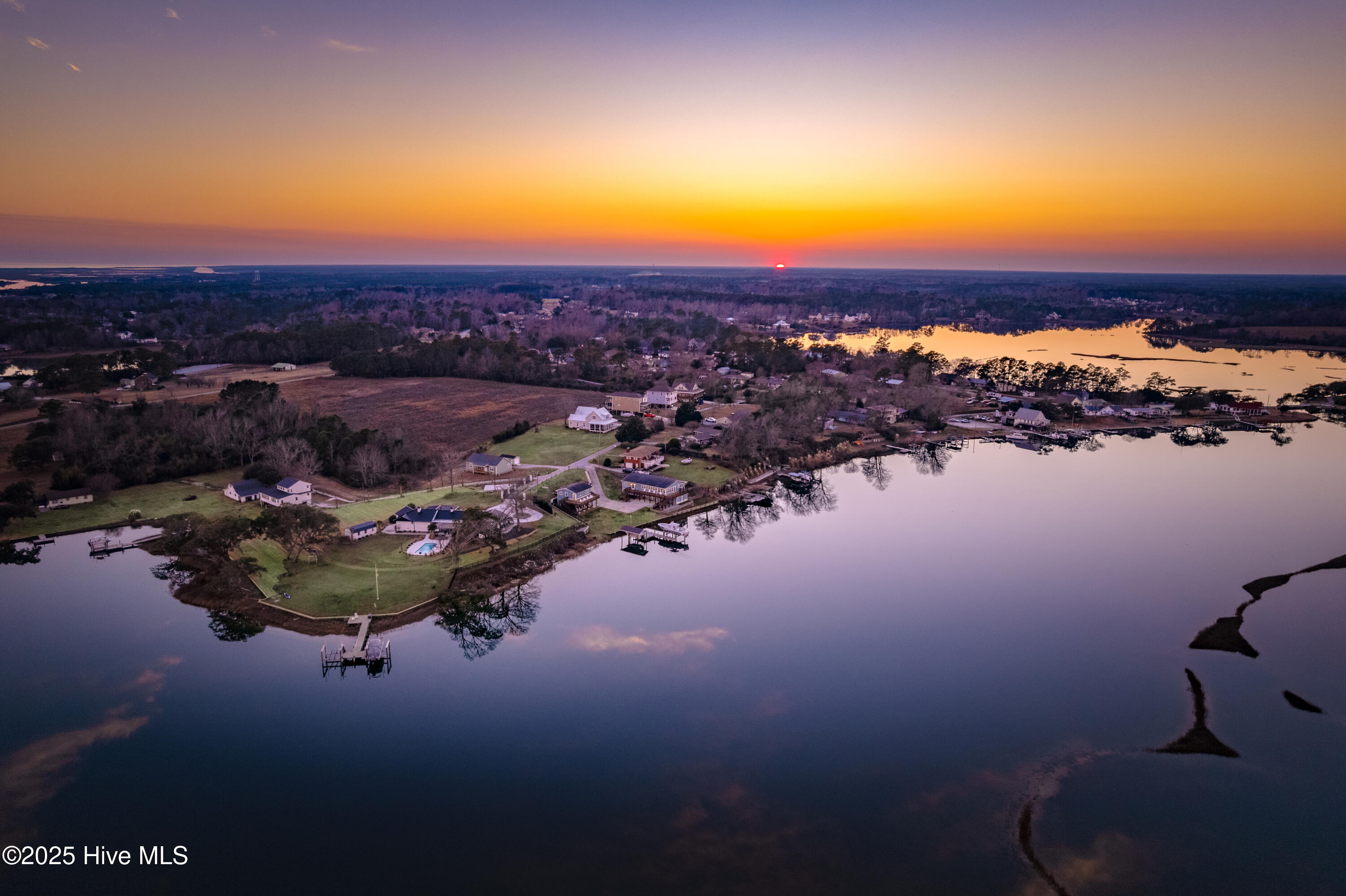 100557510 | Photo 37