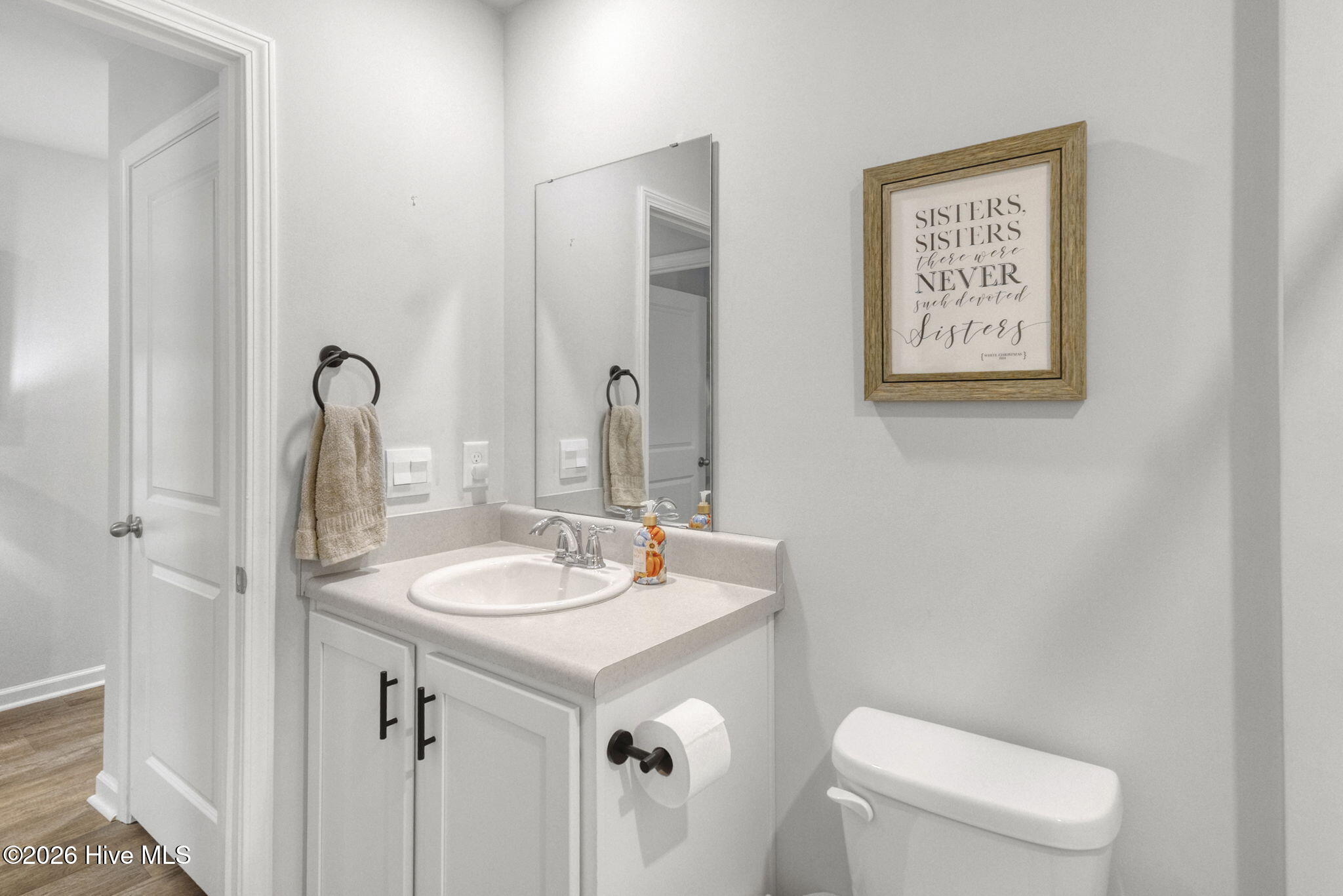 100552073 | Photo 15