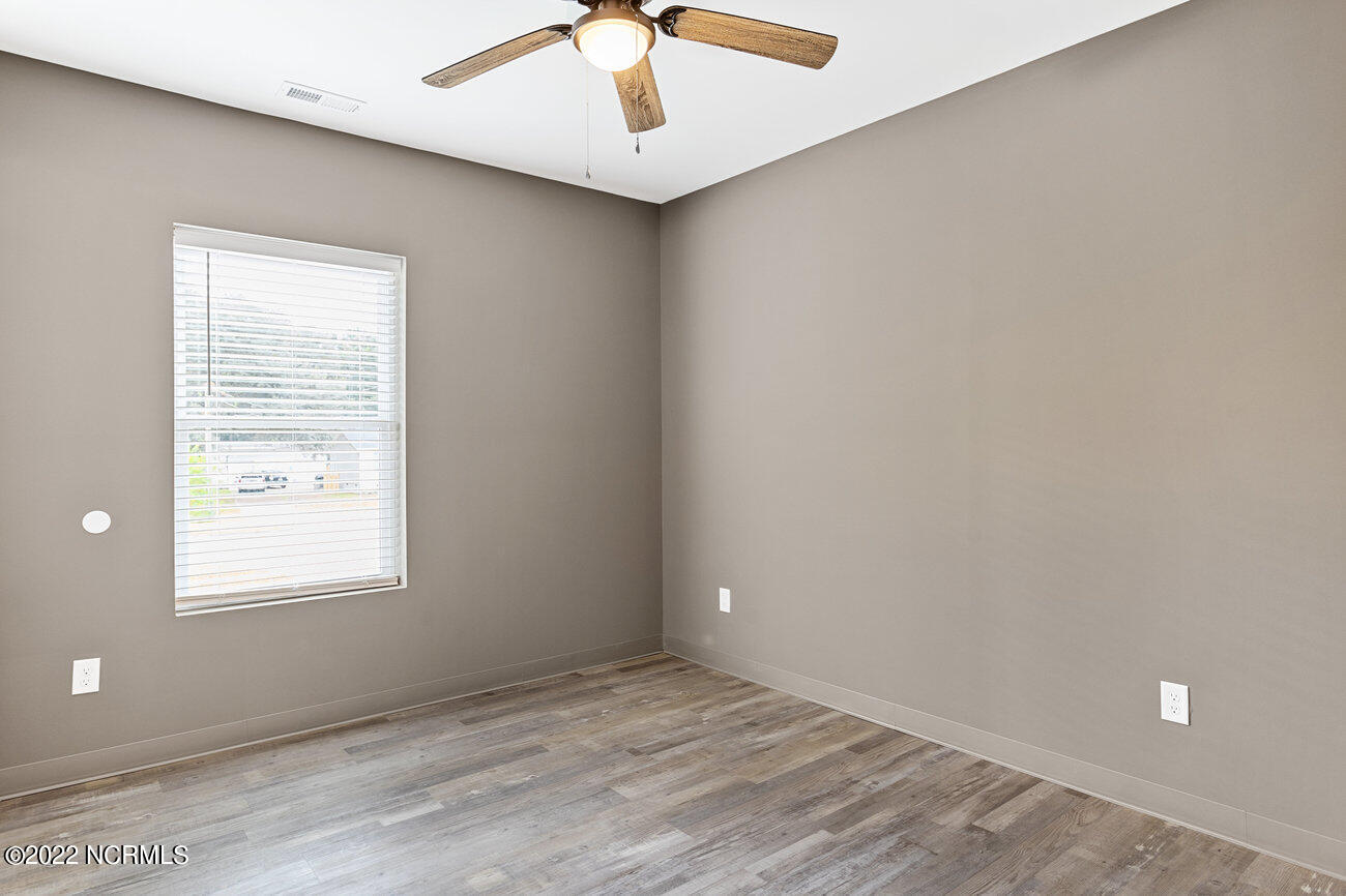 100492638 | Photo 30