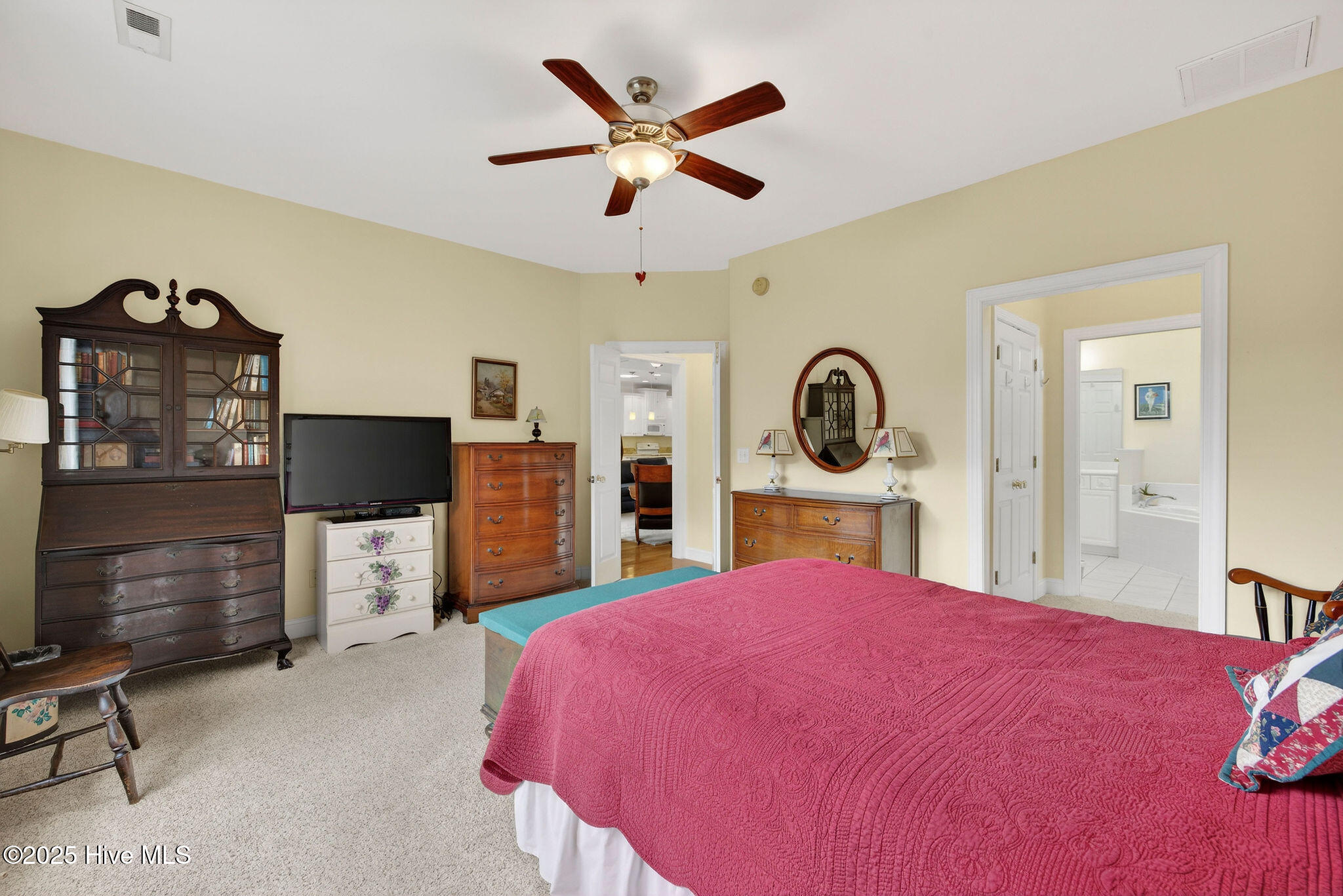 100544453 | Photo 18